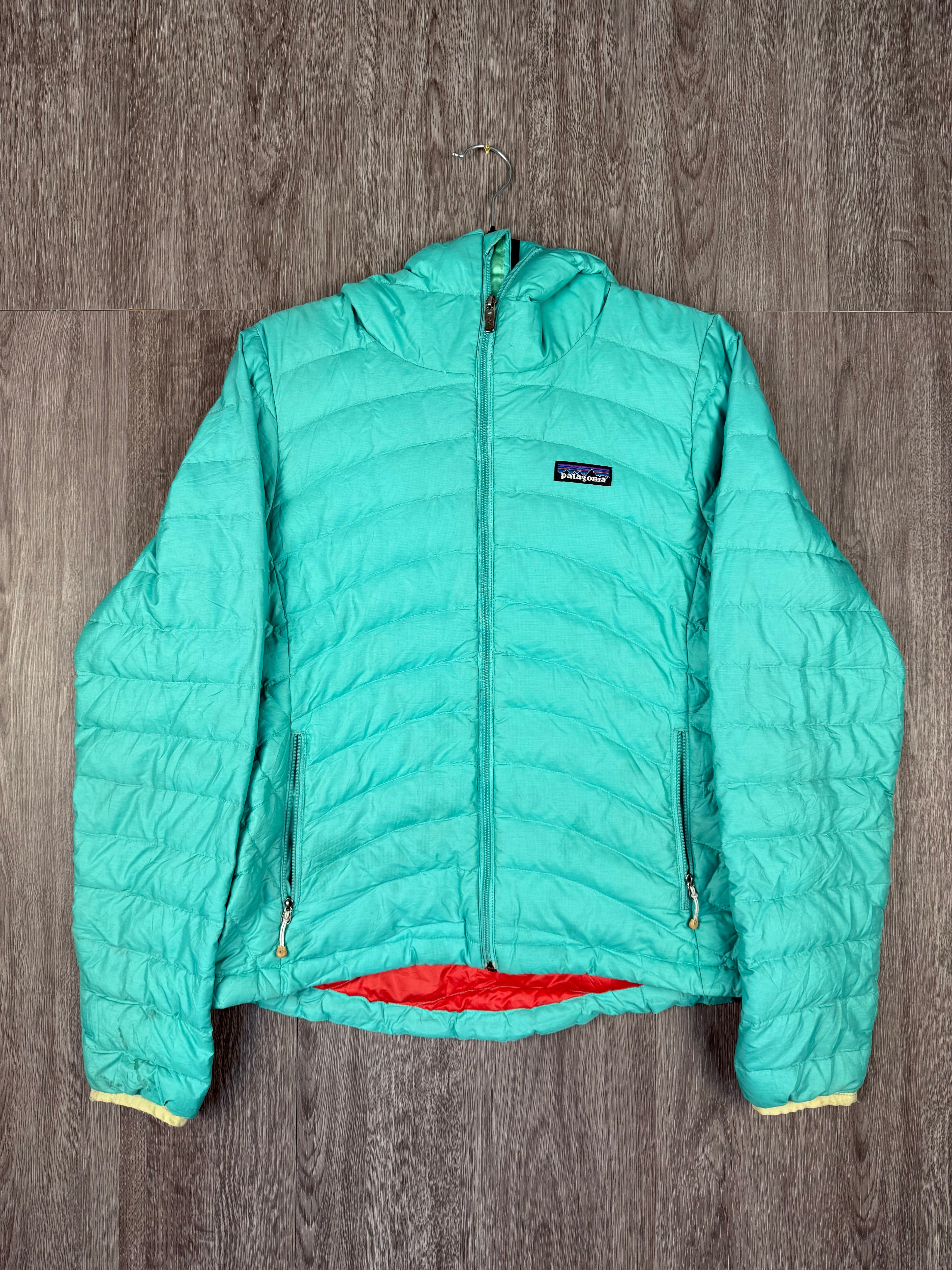 Women’s Patagonia down puffer - small