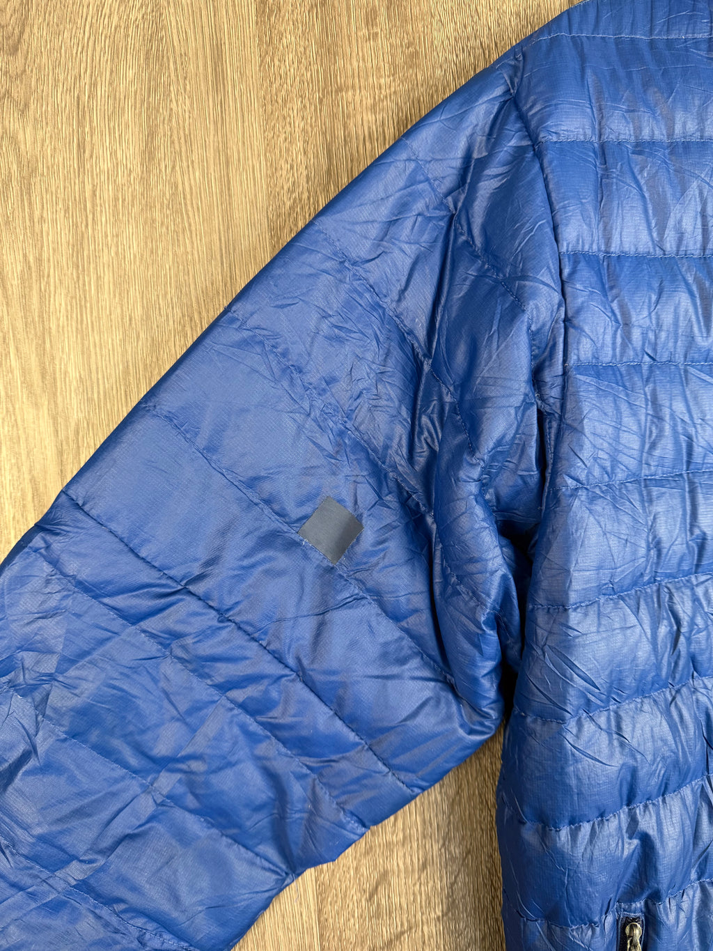 Mens Patagonia down jacket - medium