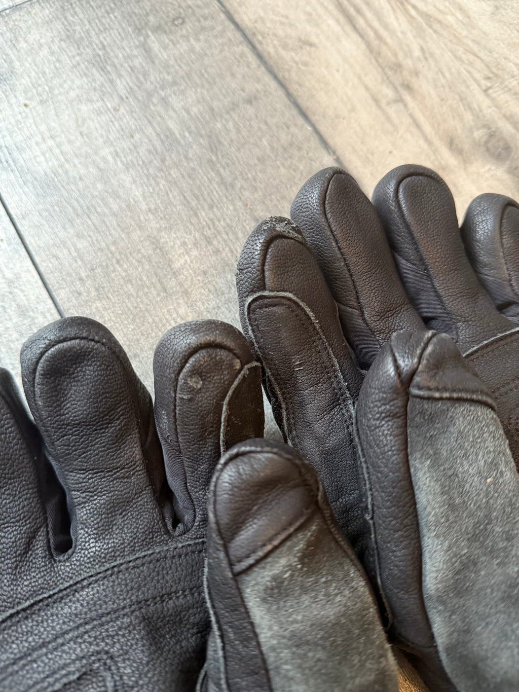 Black diamond crew gore-tex gloves