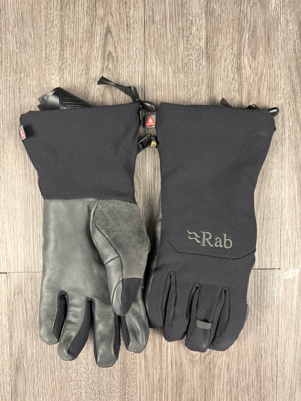 Womens Rab boltoro gloves - medium