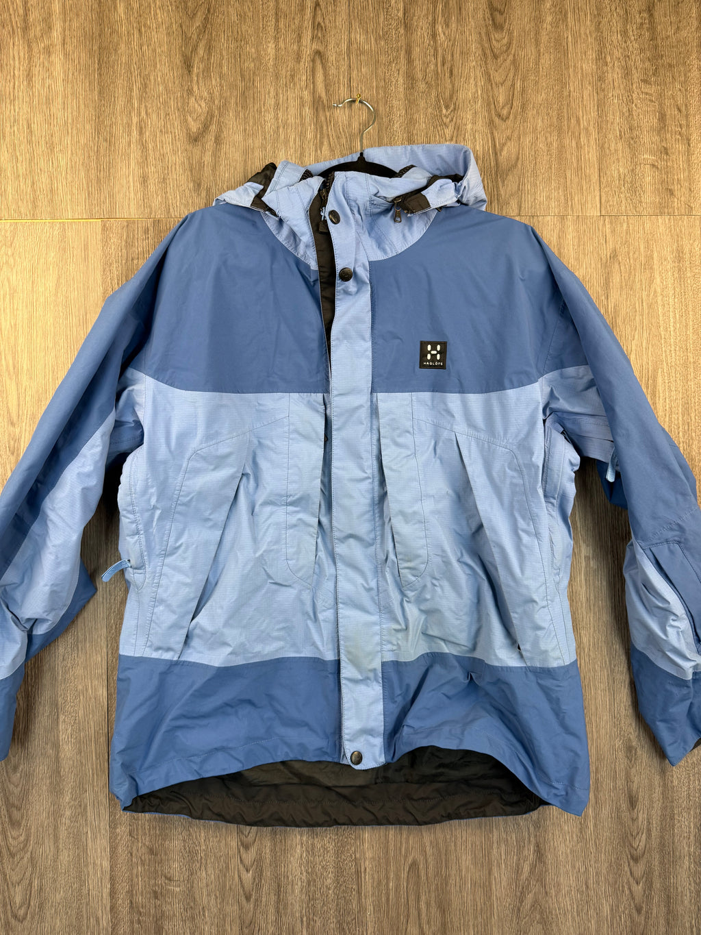 Women’s haglofs goretex xcr hard shell - UK18