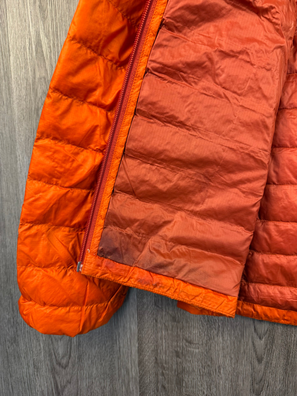 Men’s Rab microlight jacket - Medium