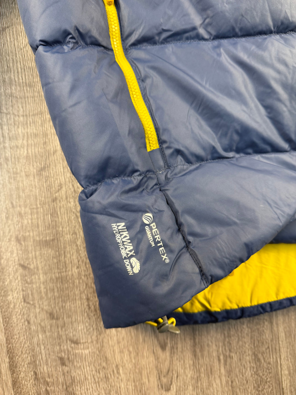 Men’s Rab asylum down jacket - medium