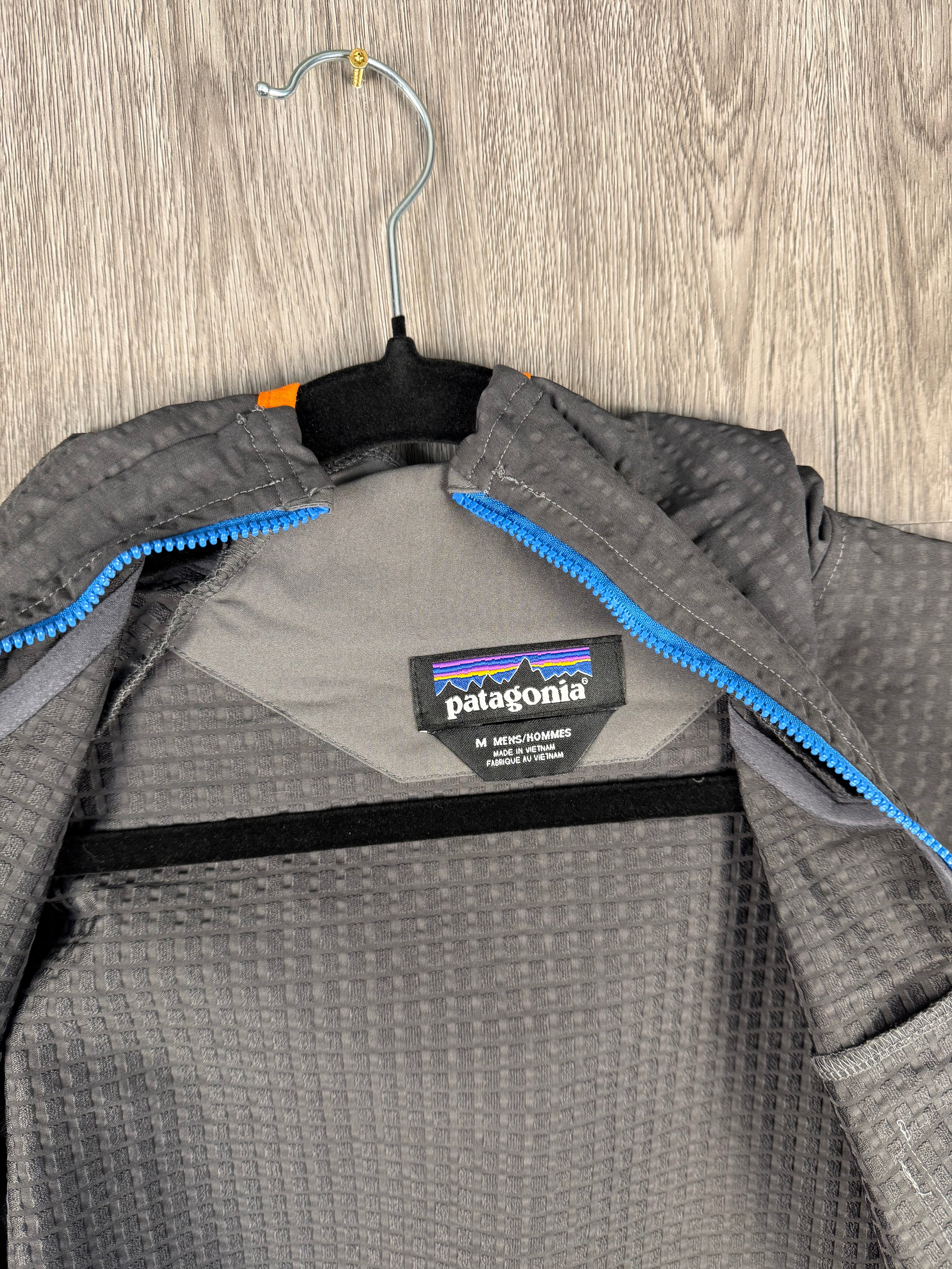 Men’s Patagonia technical fleece - large