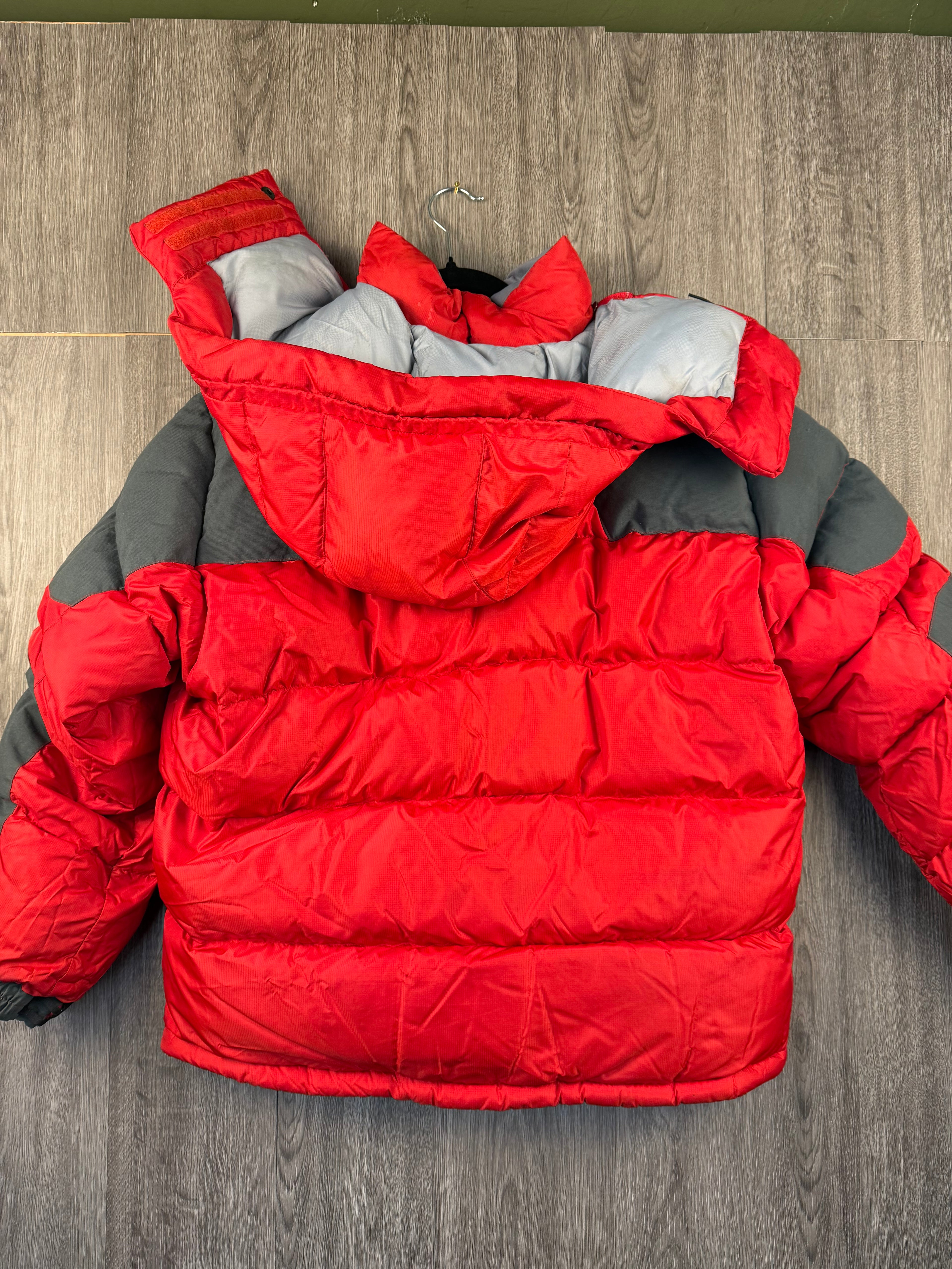 Men’s Marmot down puffer - medium