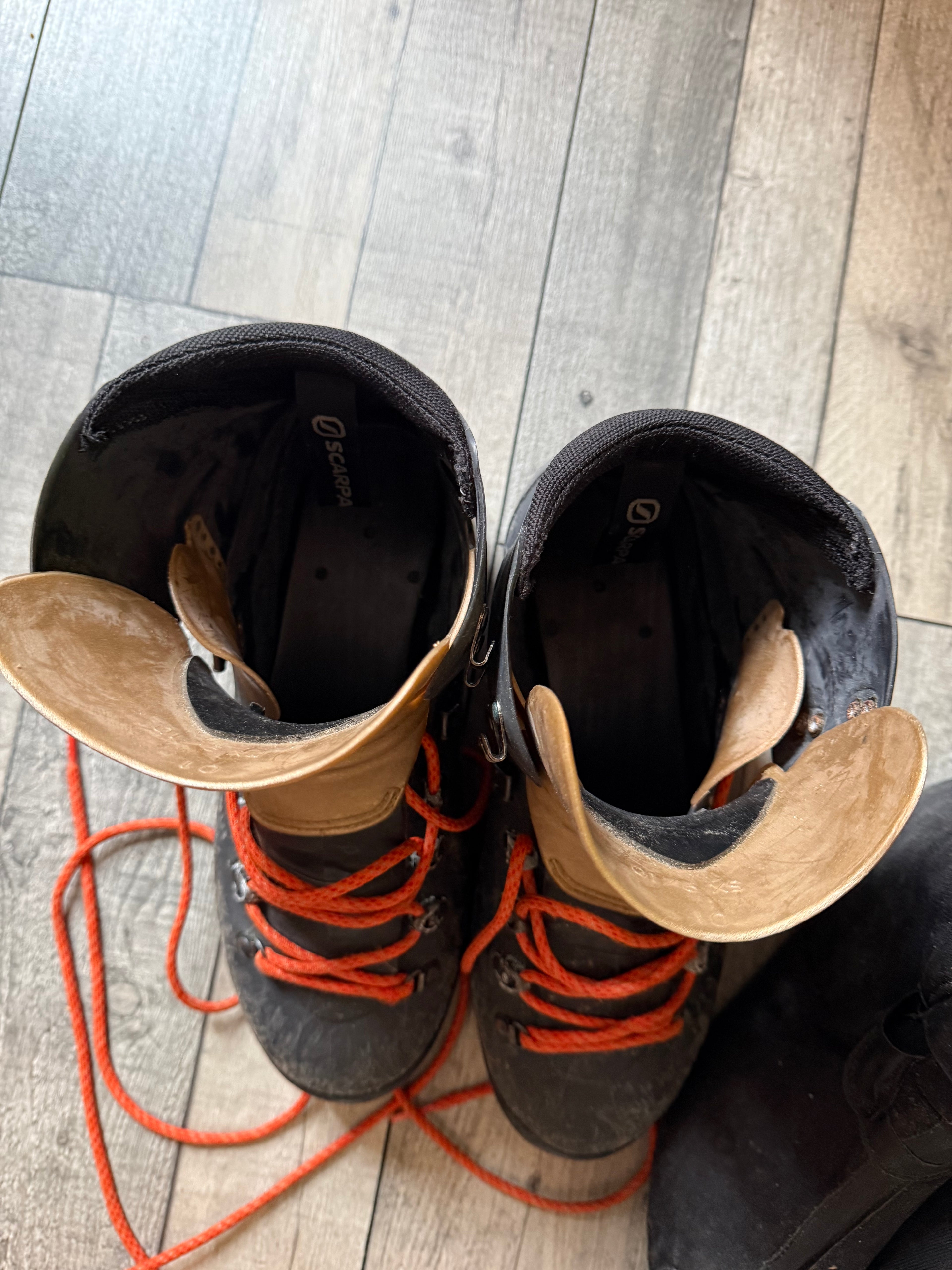 Scarps Alpha double boots