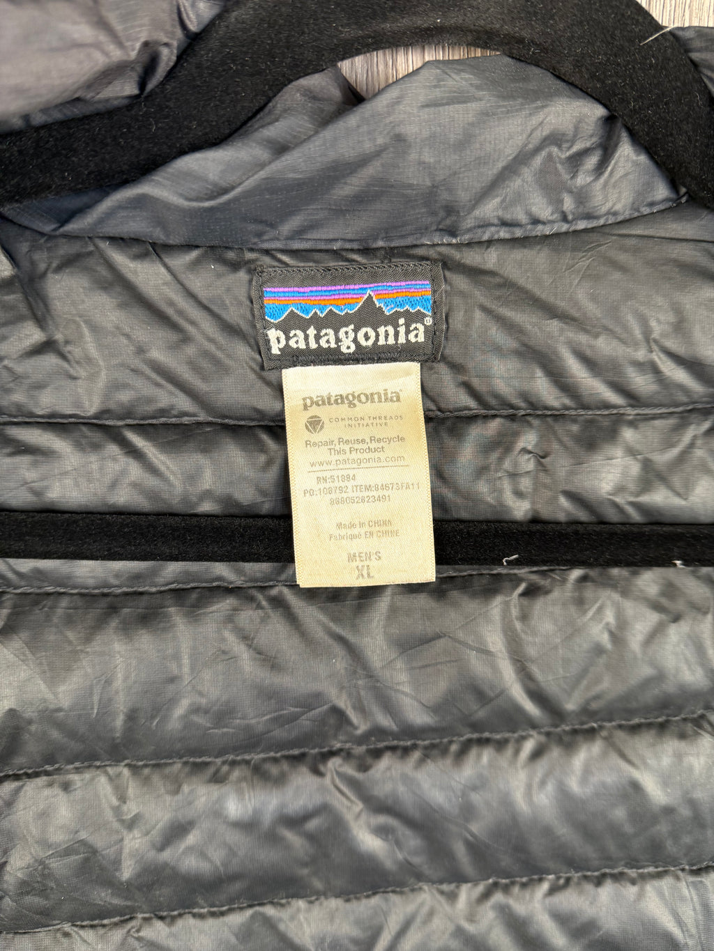 Men’s Patagonia down jacket - extra large