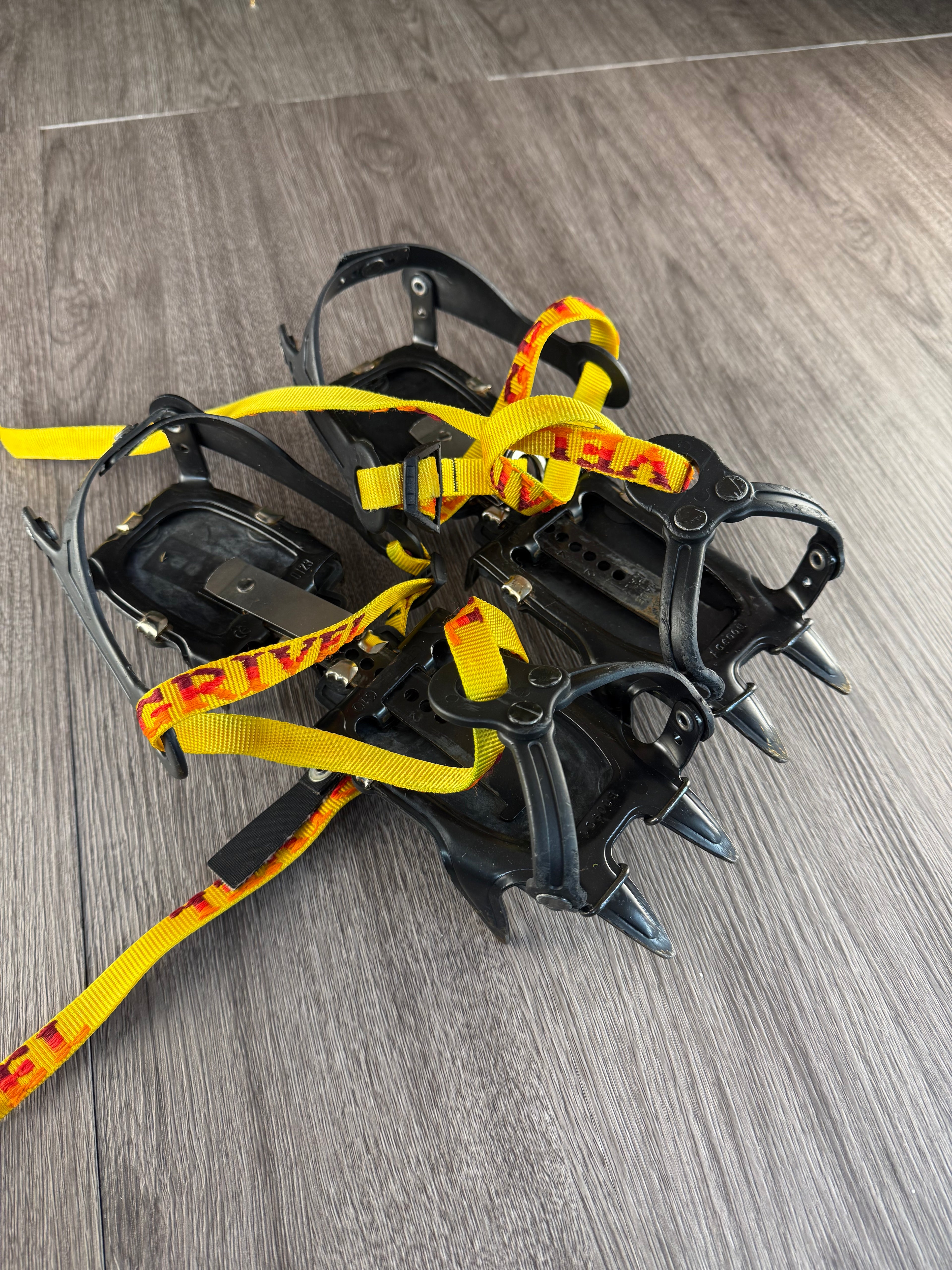 Grivel g10 crampons