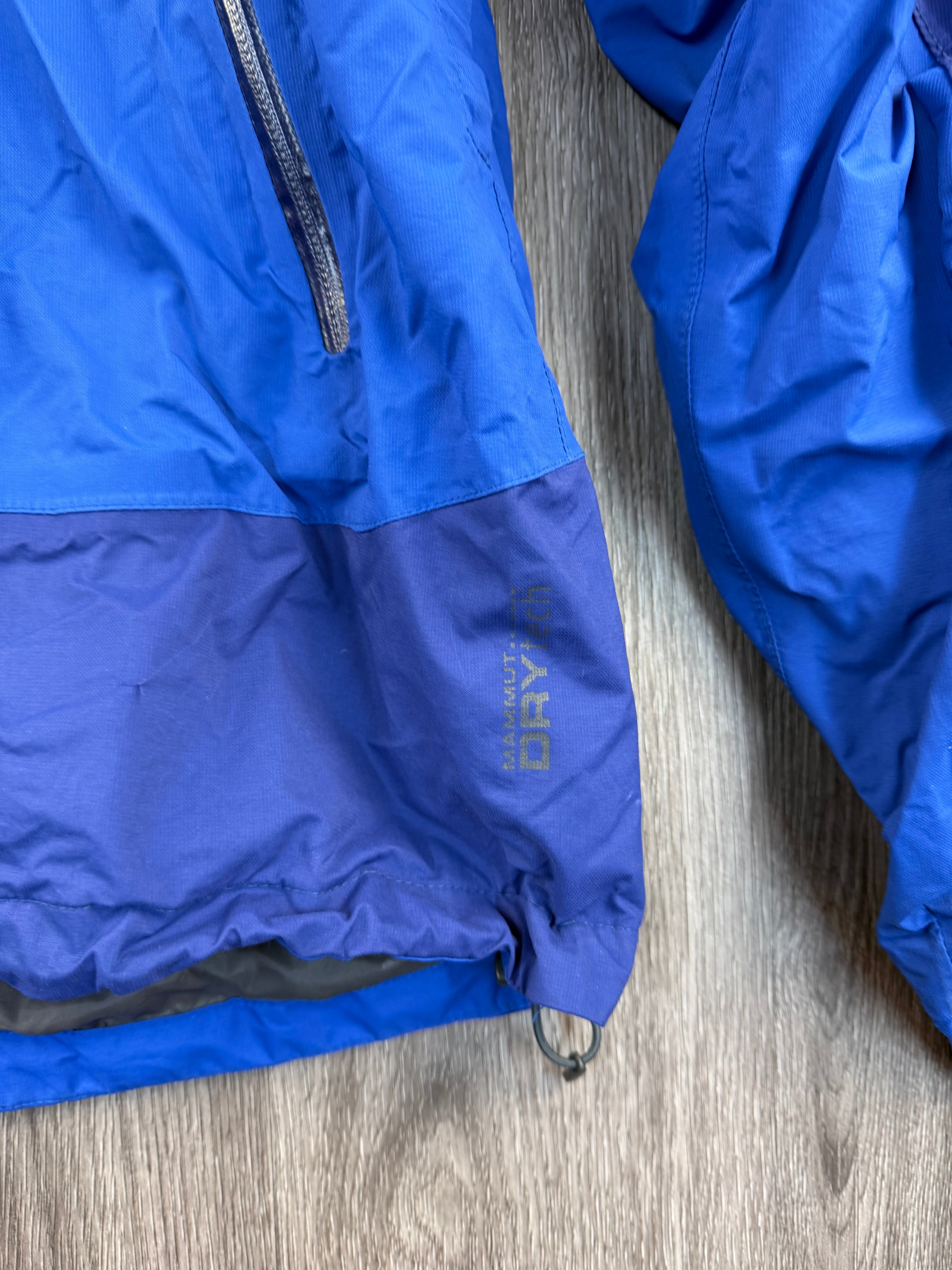 Mammut DryTech Waterproof Jacket – Men’s Large