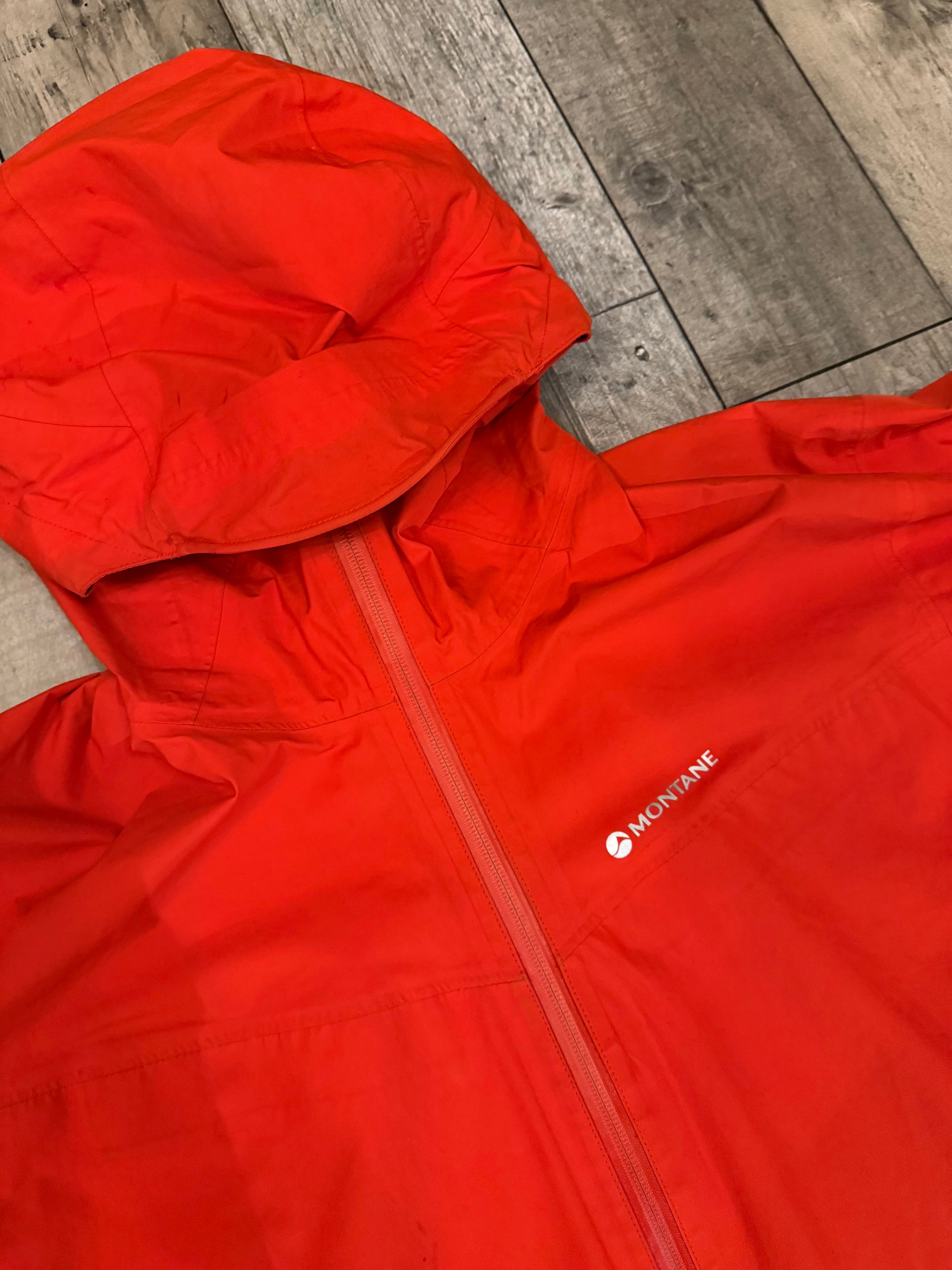 Montane levity goretex coat