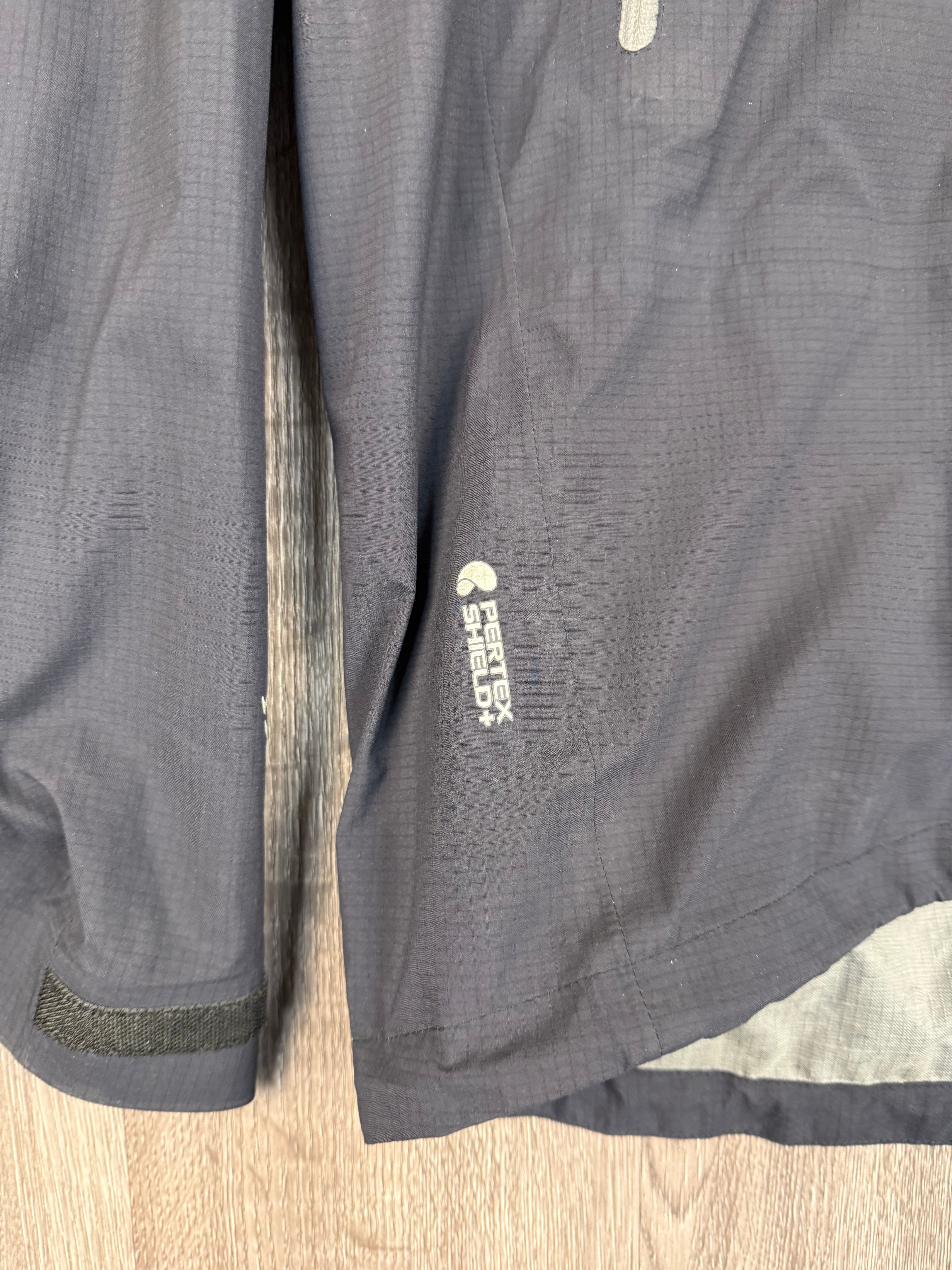 Men’s Rab charge jacket - medium