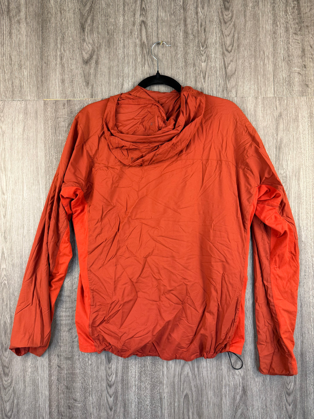 Men’s Arcteryx atom lt jacket medium