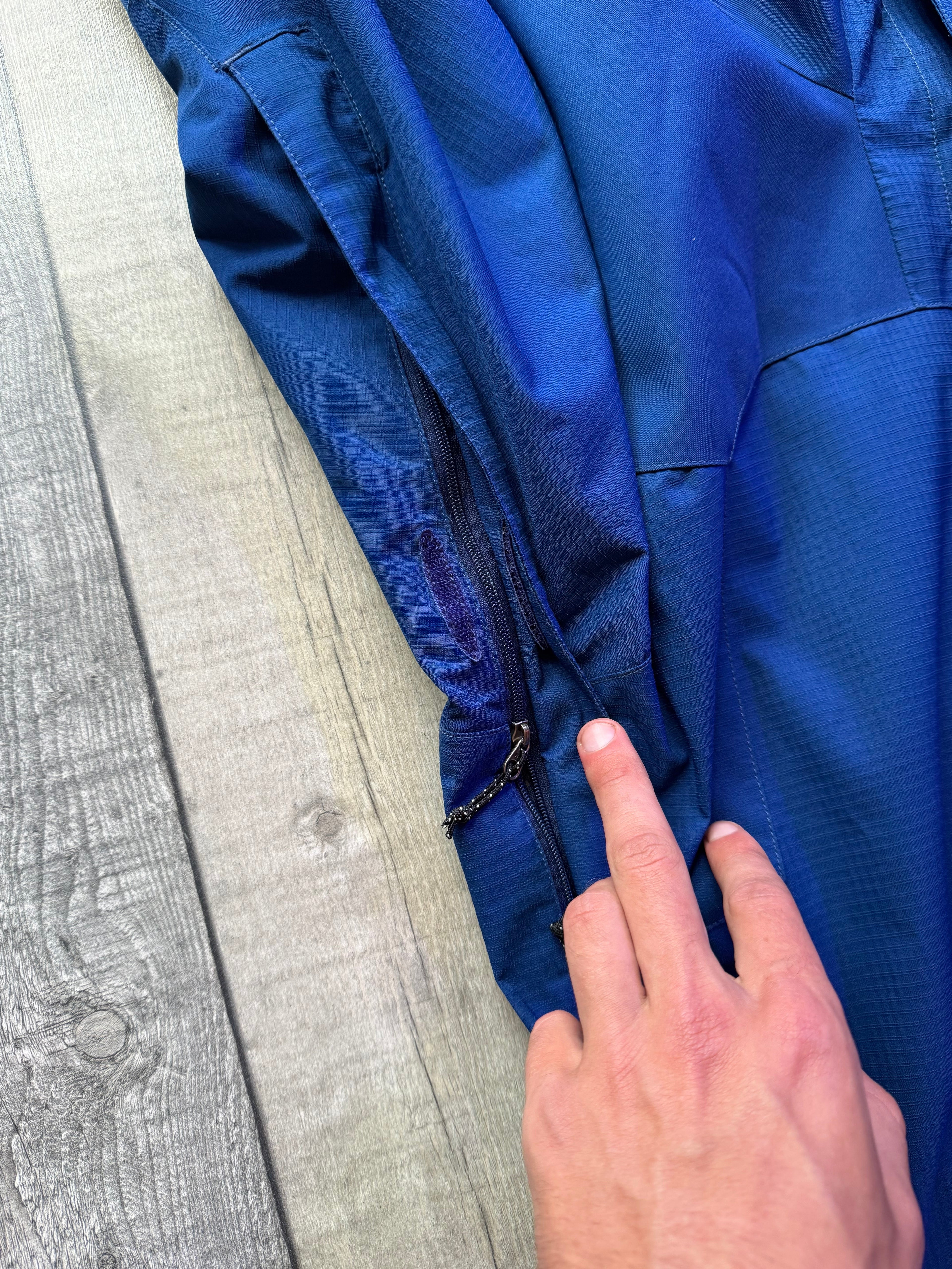 Men’s Patagonia H2No Waterproof Jacket – Medium