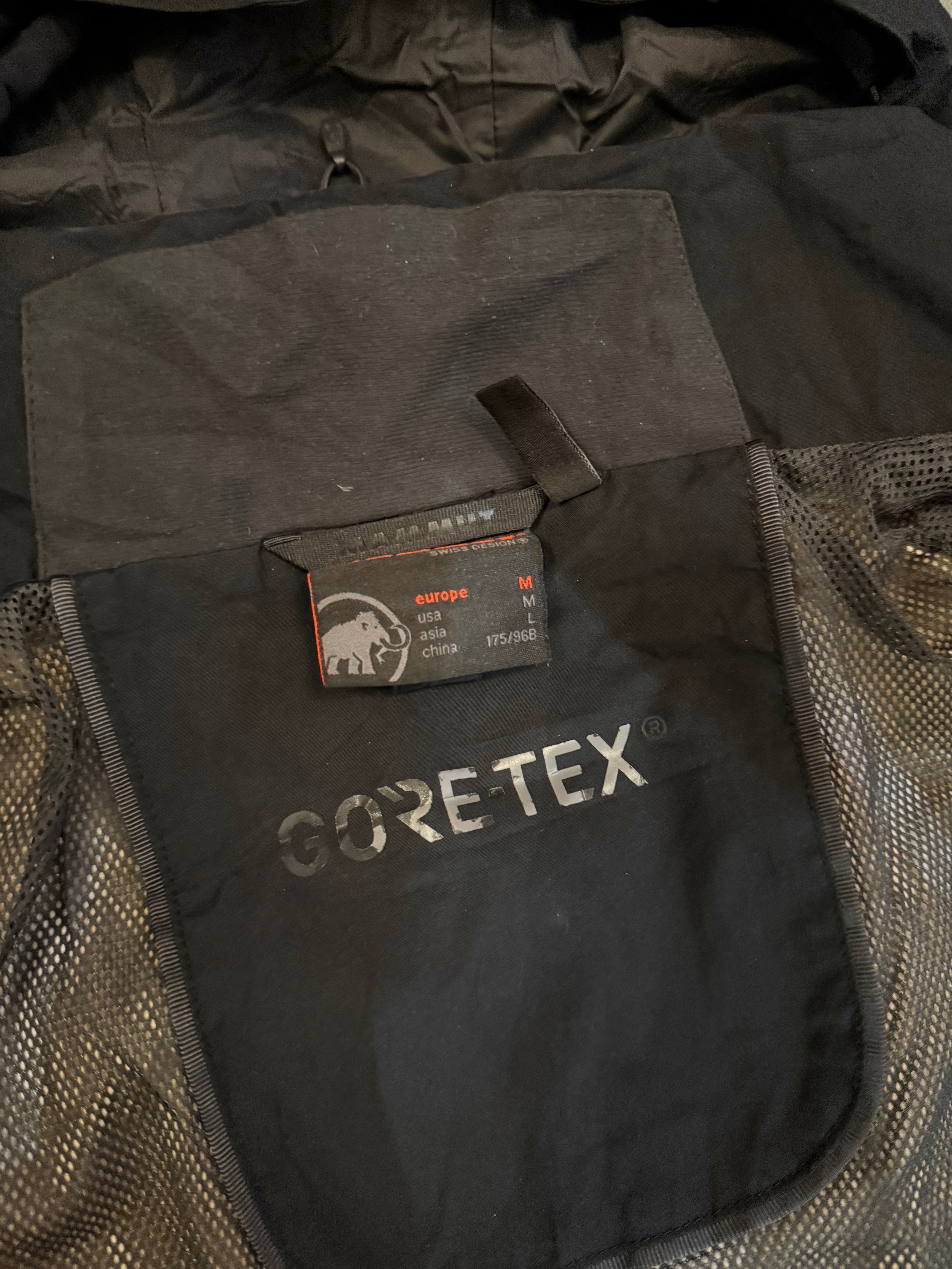 Mammut goretex jacket