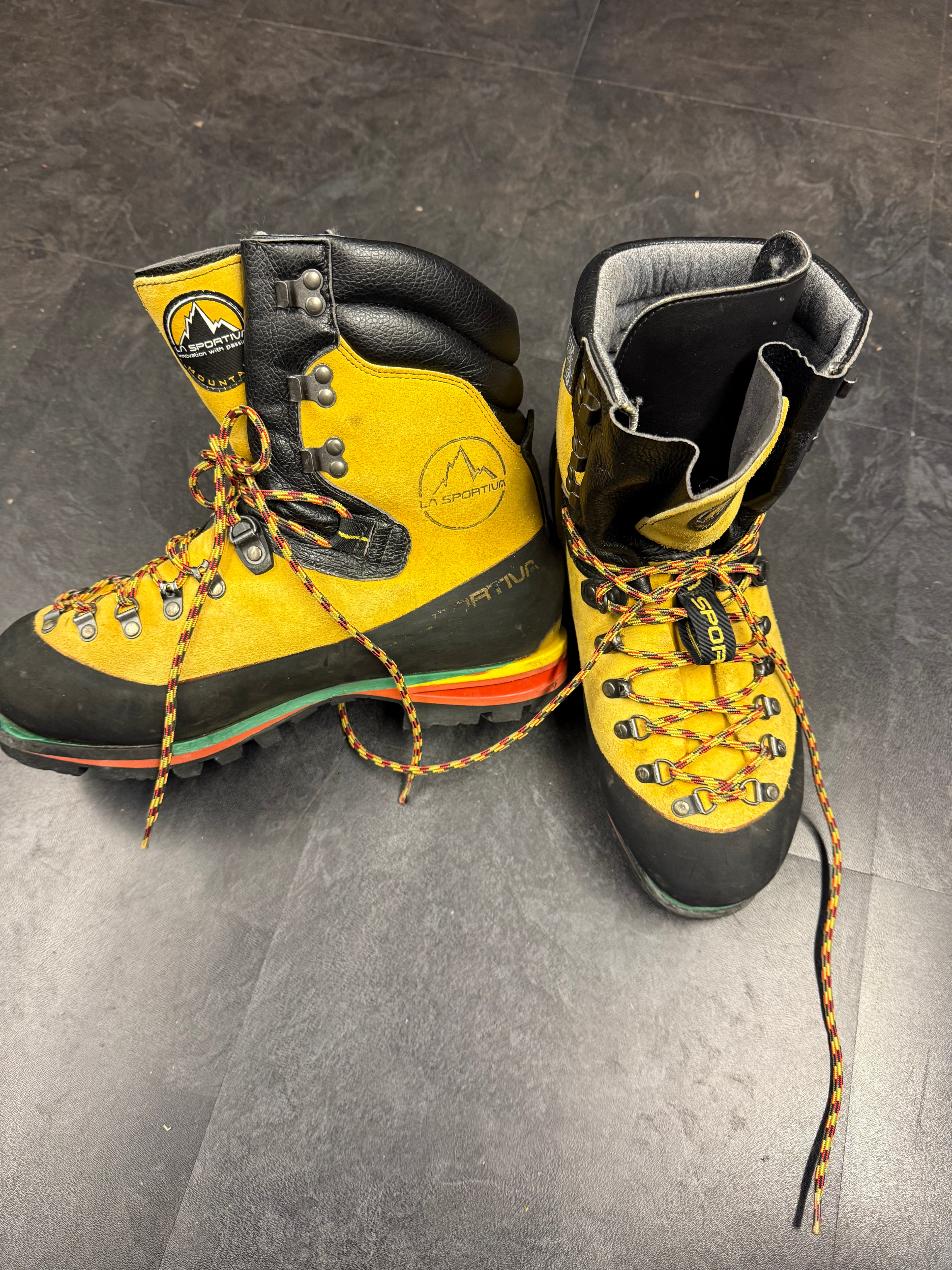 Men’s La Sportiva Nepal Extreme - UK9.5
