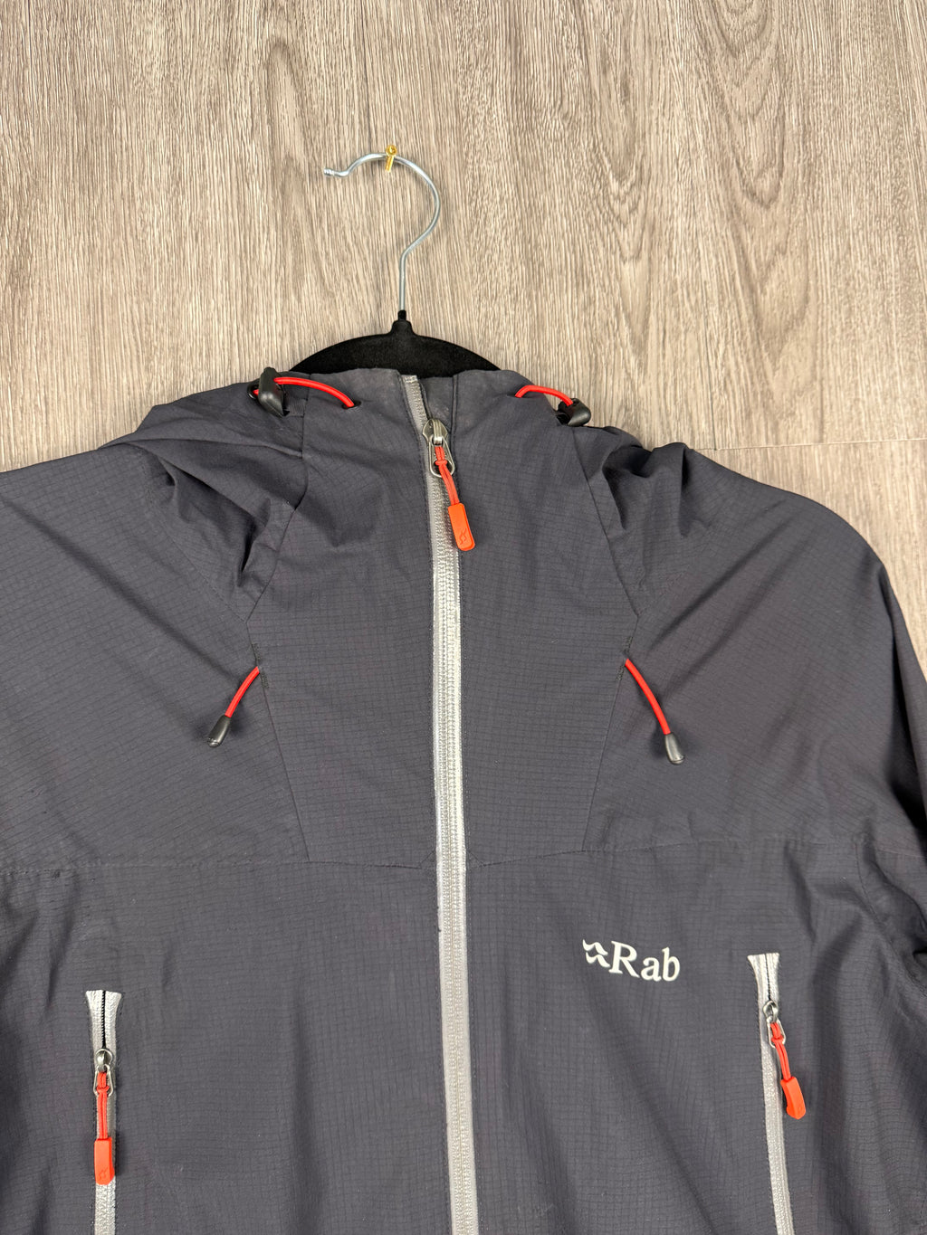 Men’s Rab charge jacket - medium