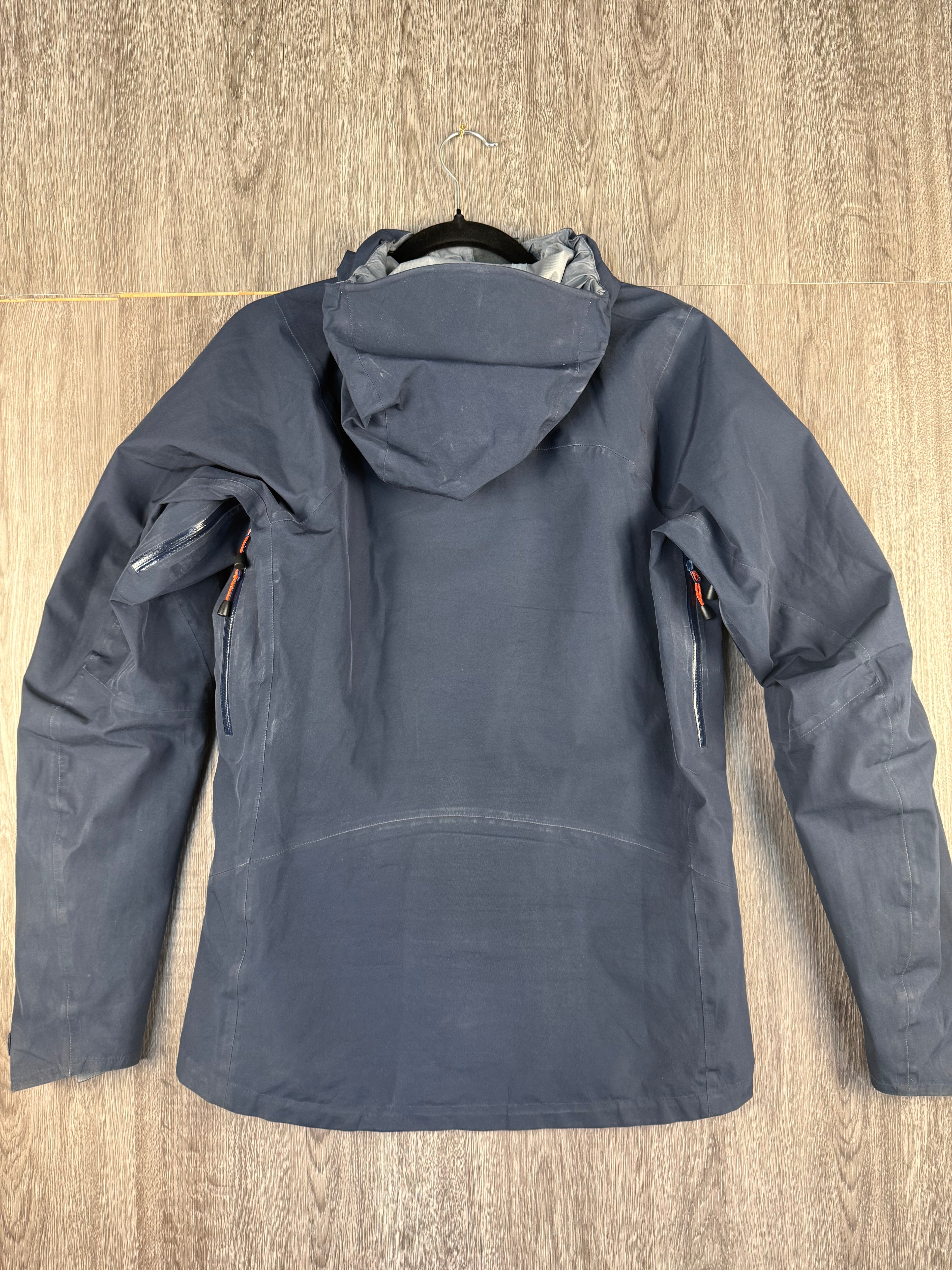 Men’s mountain equipment Rupal gtx jacket - small