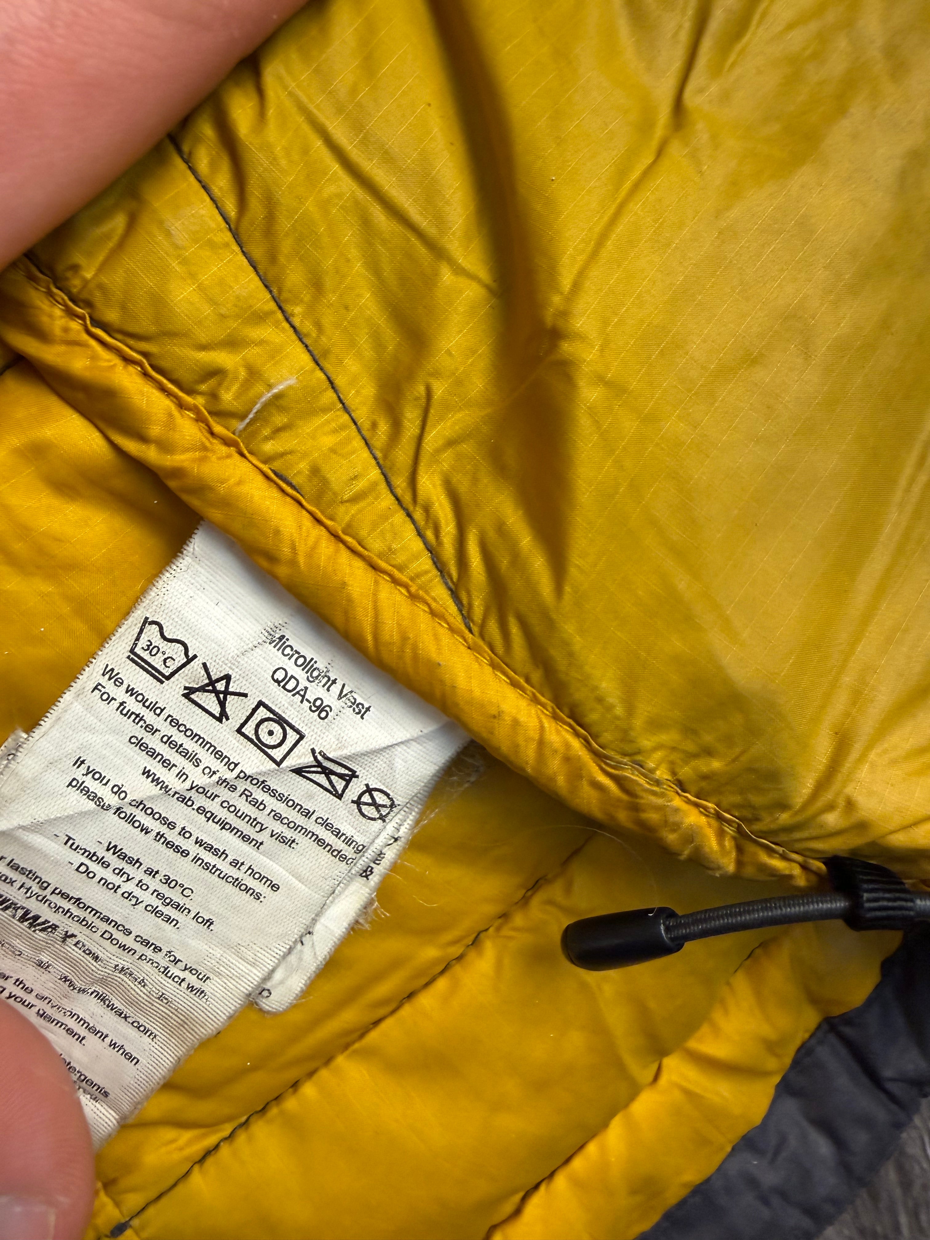 Men’s rab microlight vest - small