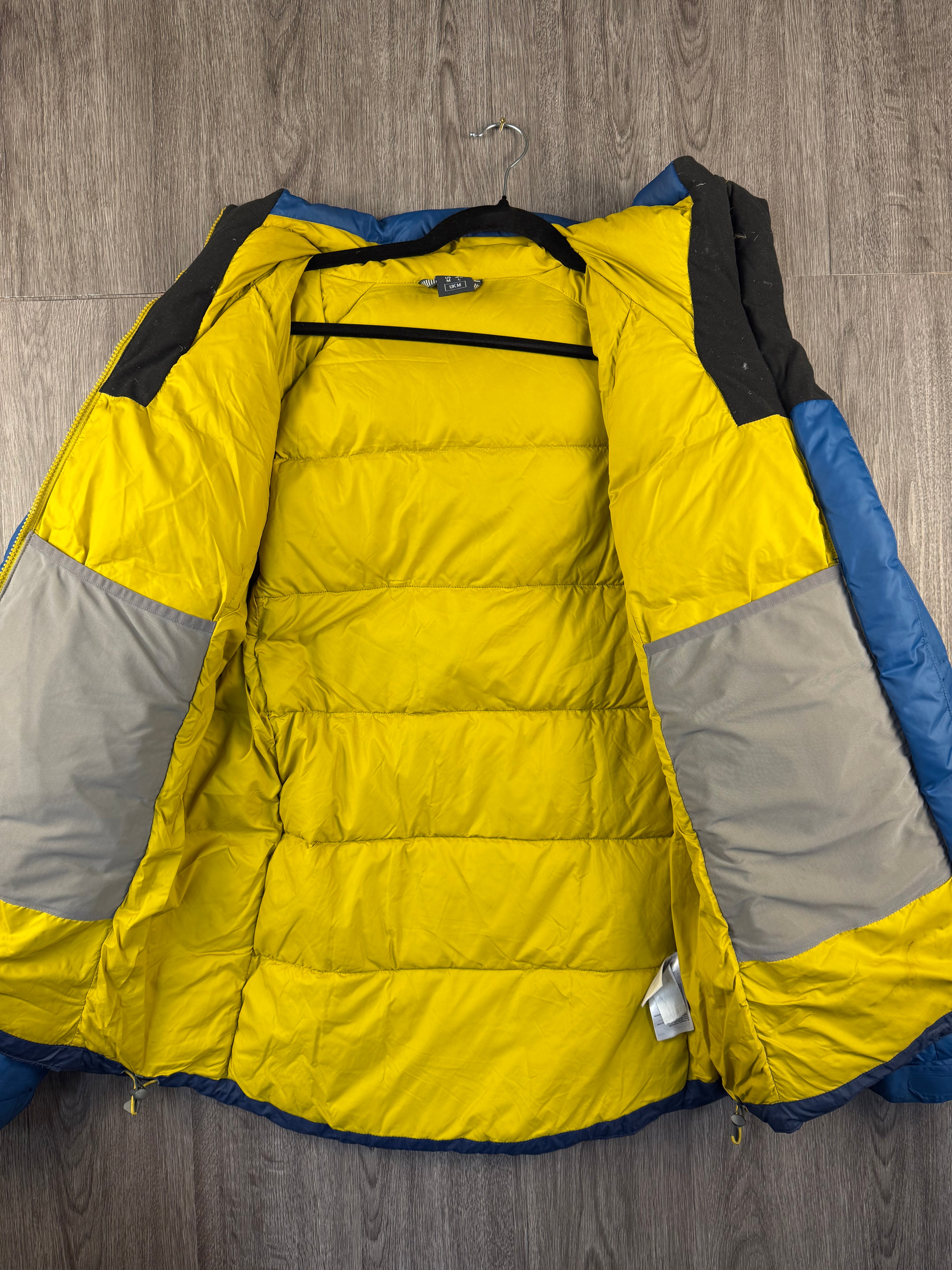 Men’s Rab asylum down jacket - medium