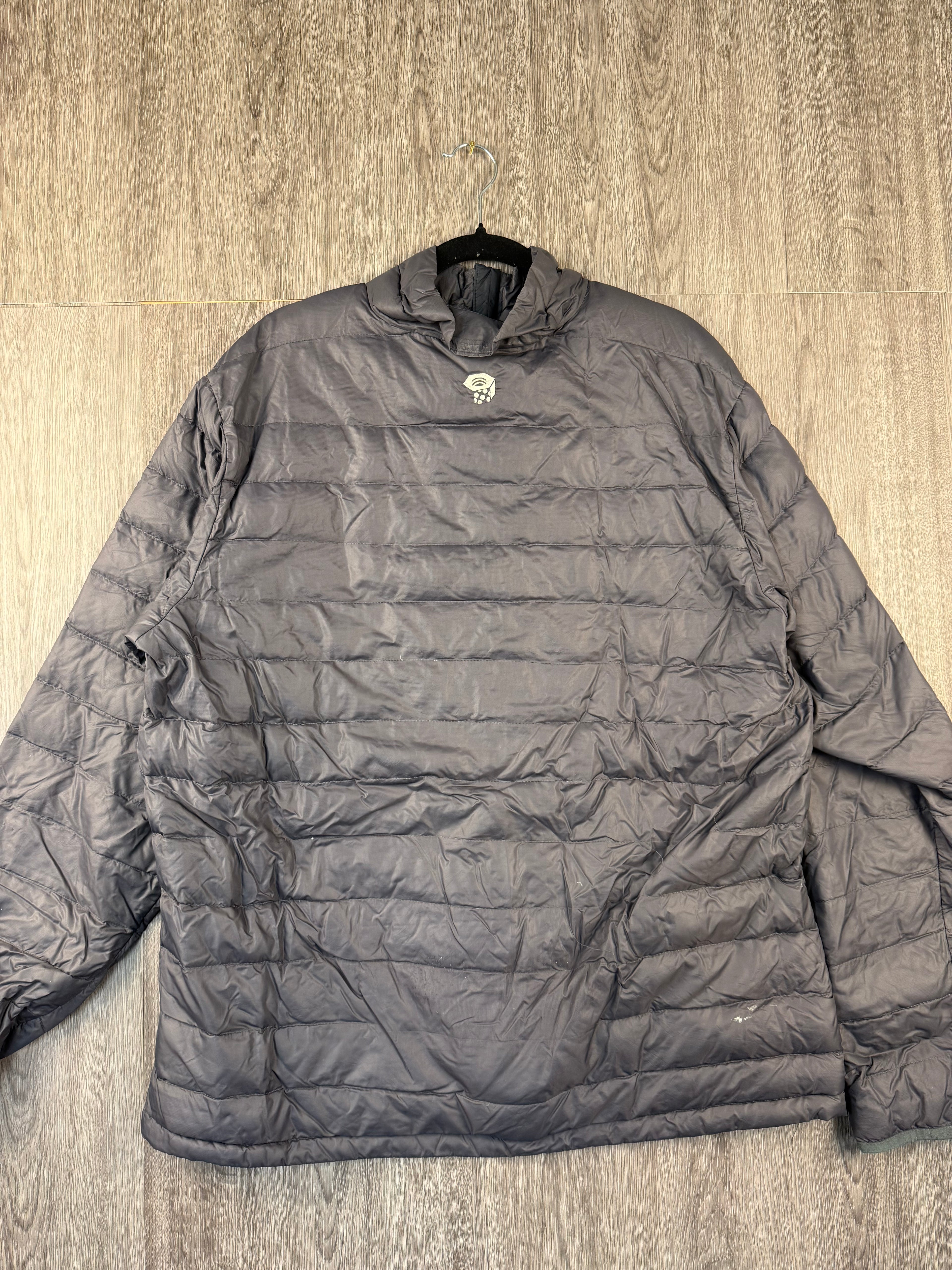 Men’s mountain hardwear down jacket - extra large