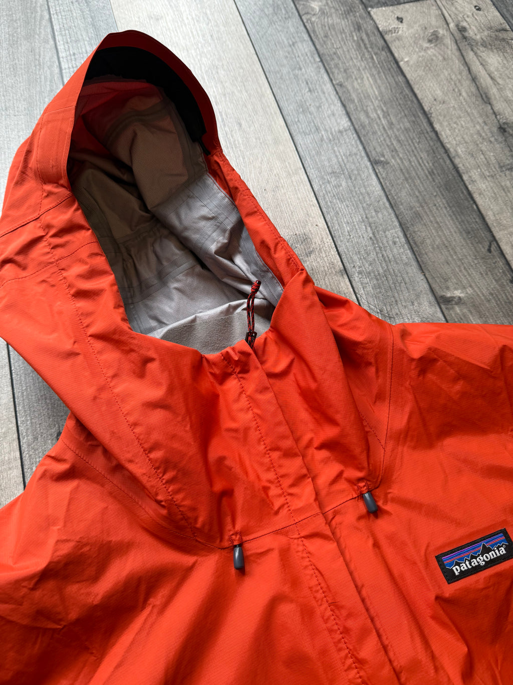 Patagonia torrentshell h2no