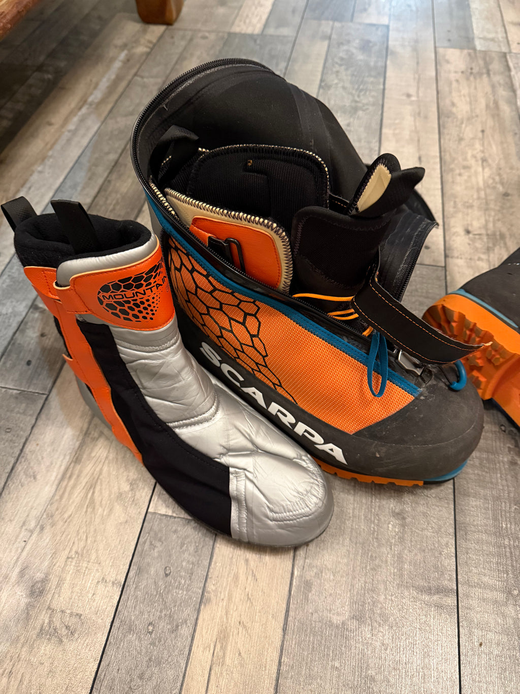 Scarpa phantom 8000m HD