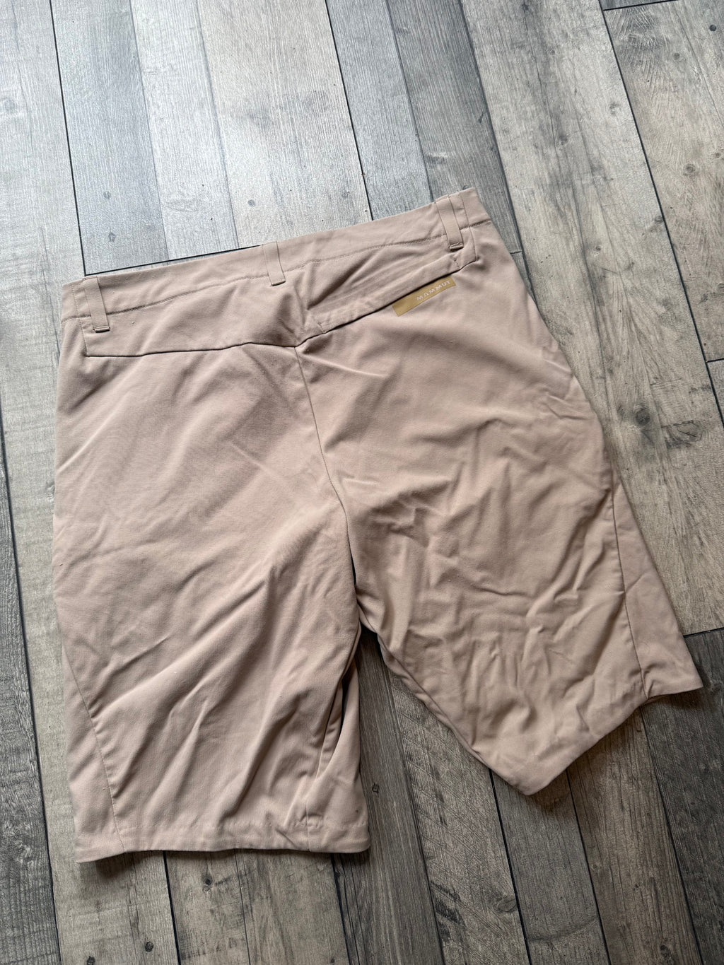 Mammut beige hiking shorts