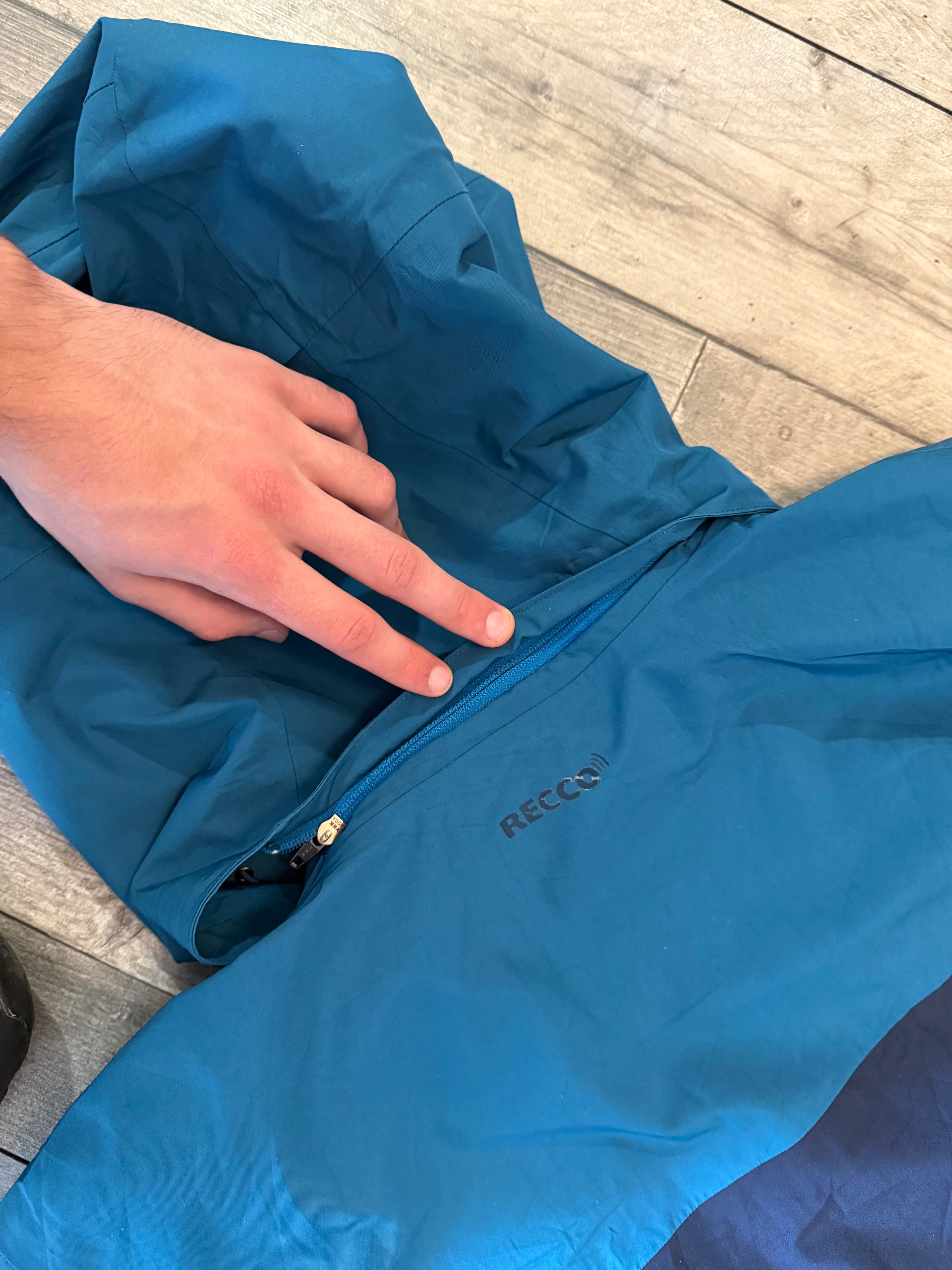 Patagonia powder bowl jacket