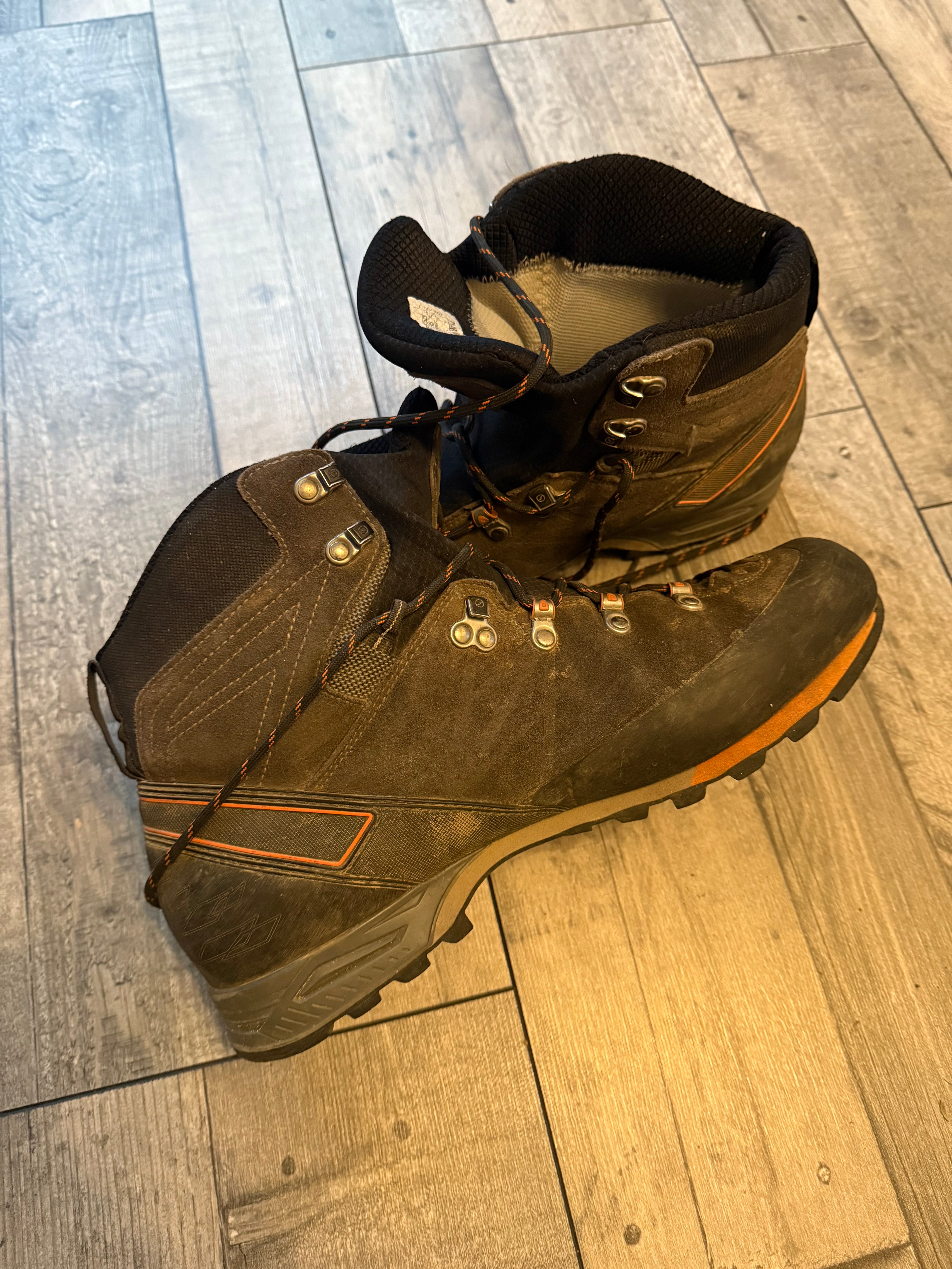 Scarpa marmolada pro boots