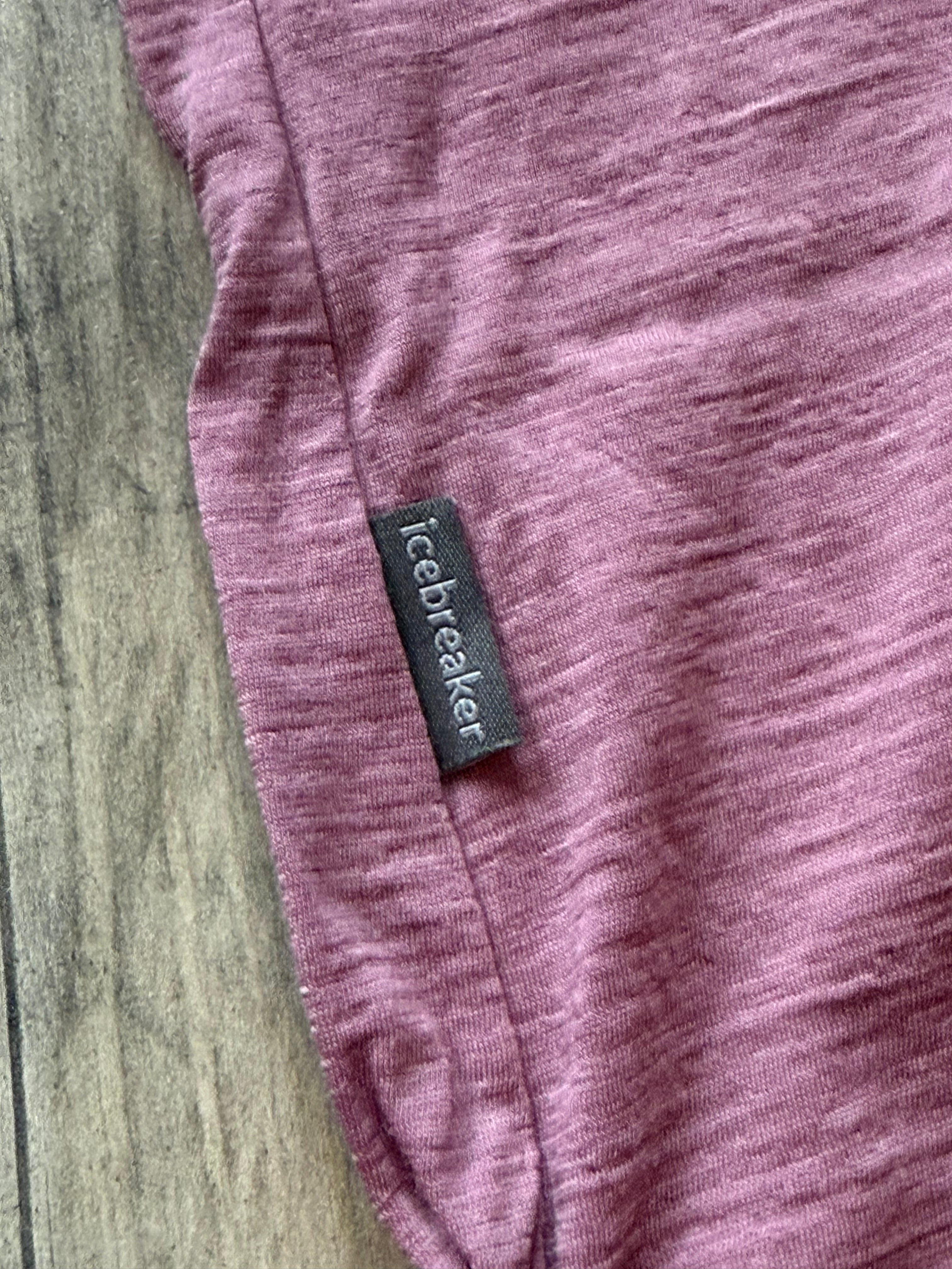 Pink icebreaker top