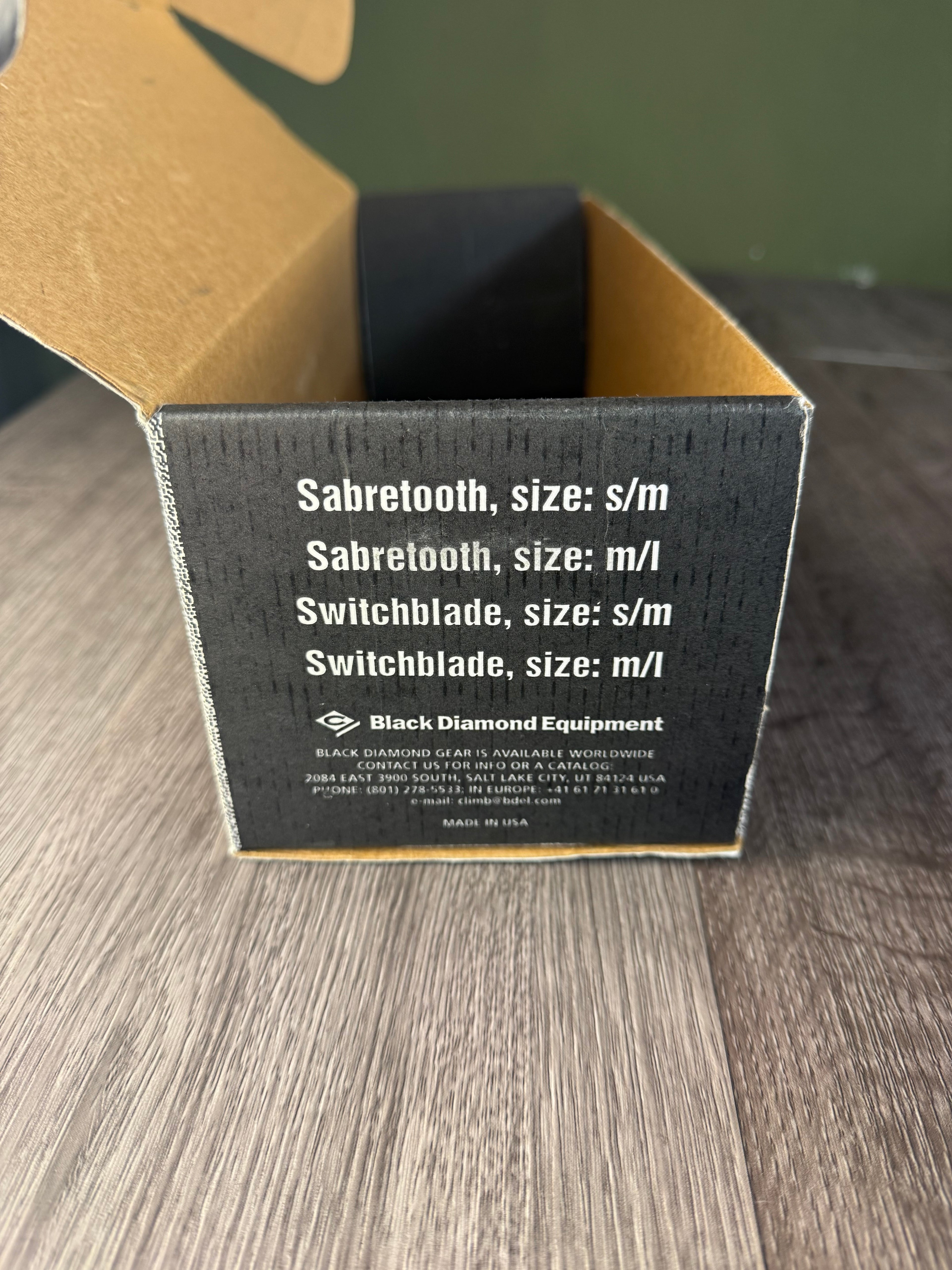 Black diamond sabretooth crampons