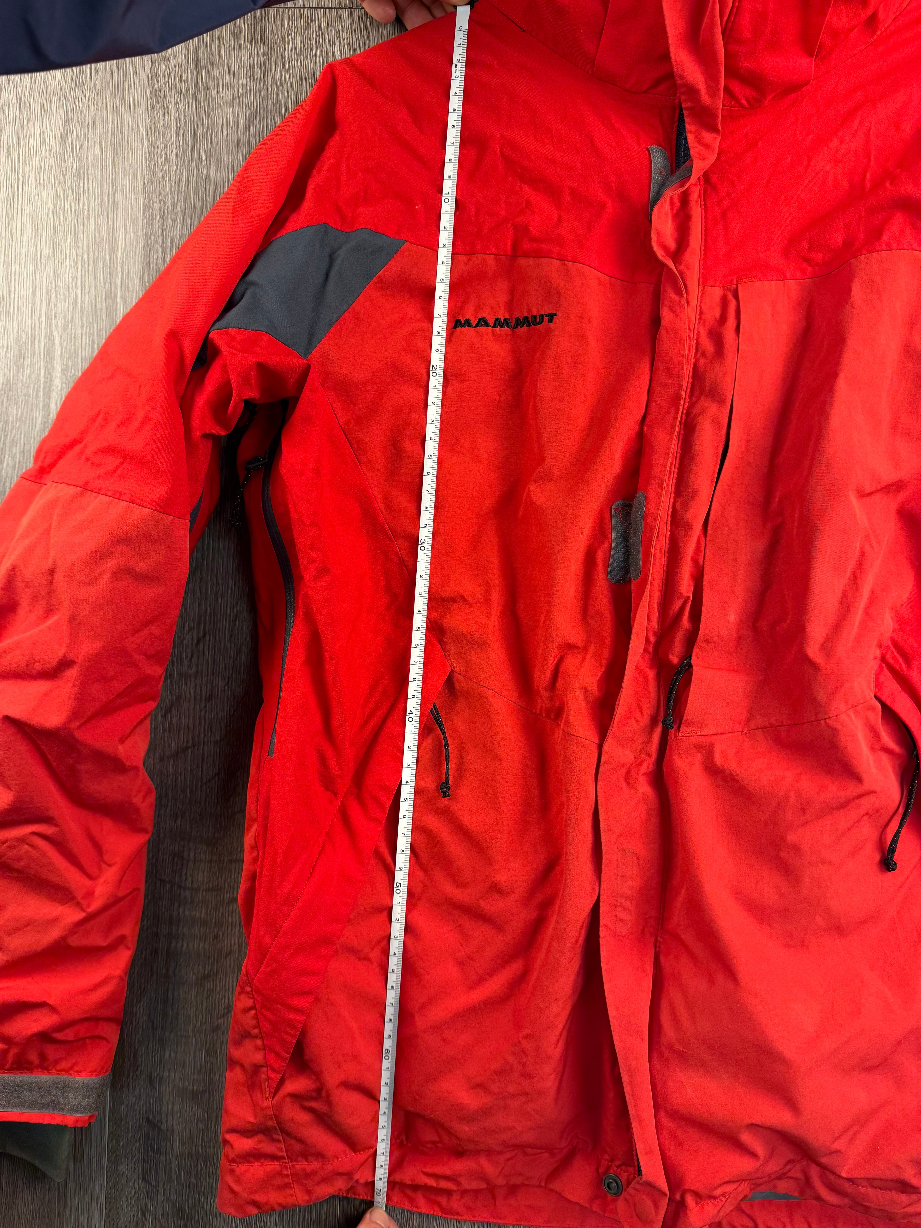 Mammut Drytech Ski Jacket – Men's Size Unknown (See Measurements)