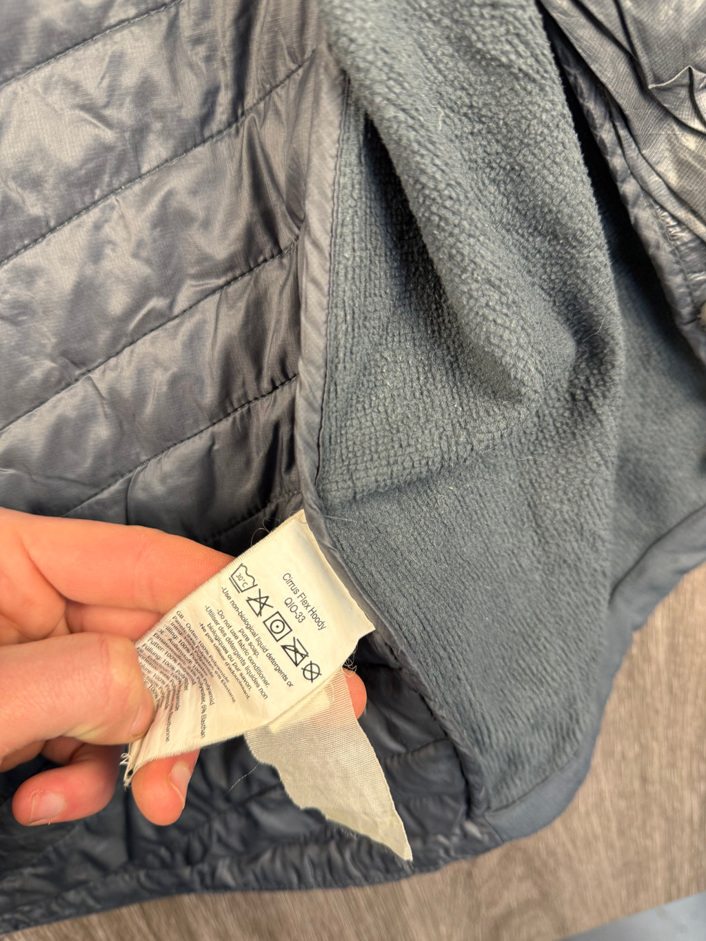 Men’s Rab cirrus flex hoody - large