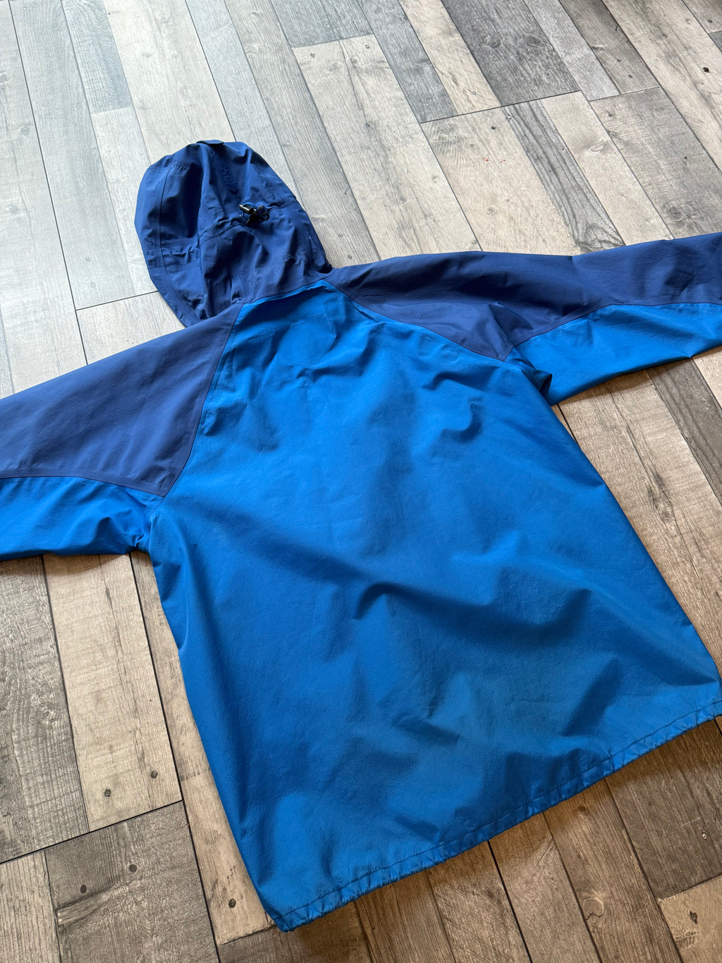 Montbell goretex hard shell