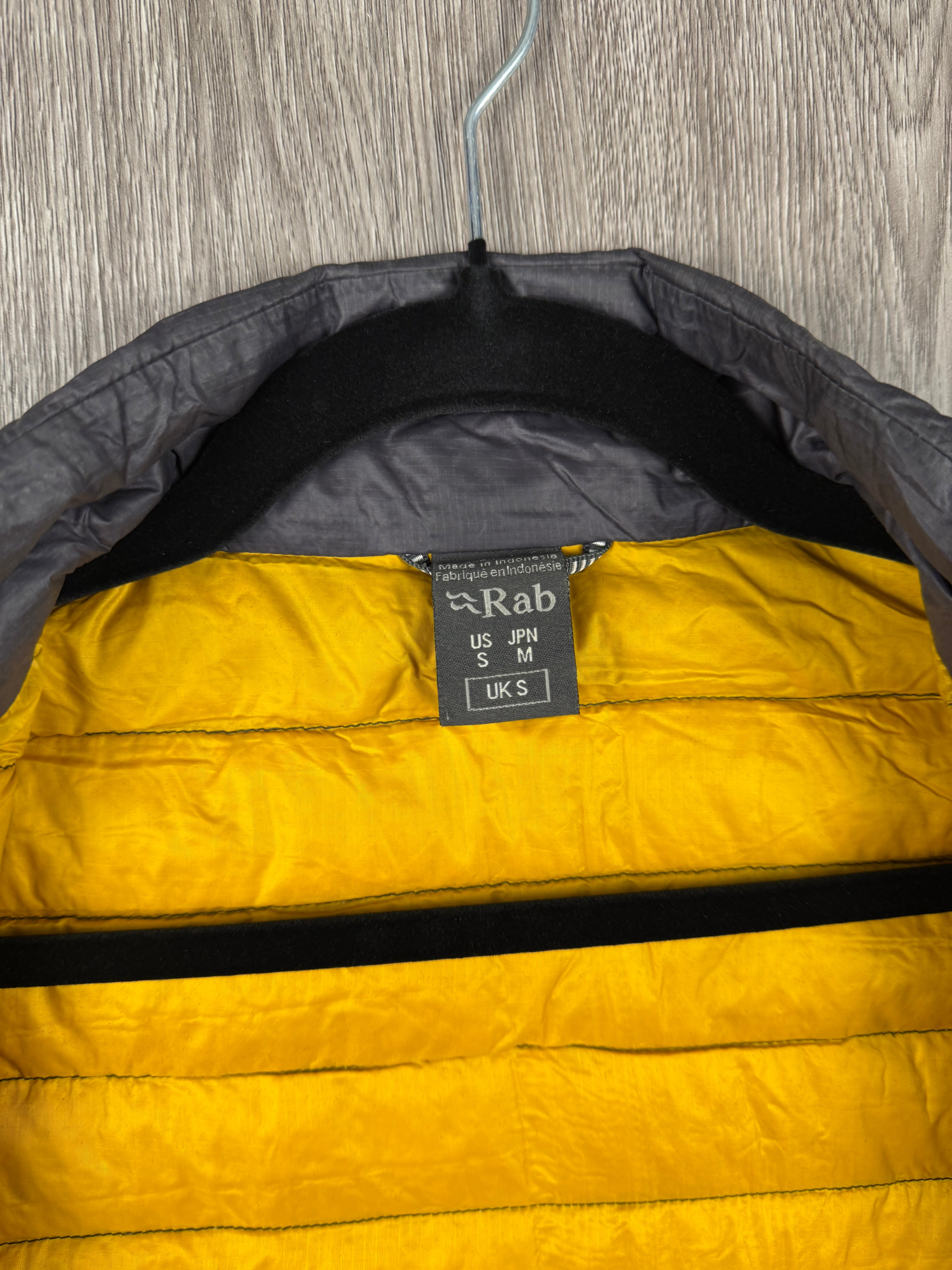 Men’s rab microlight vest - small