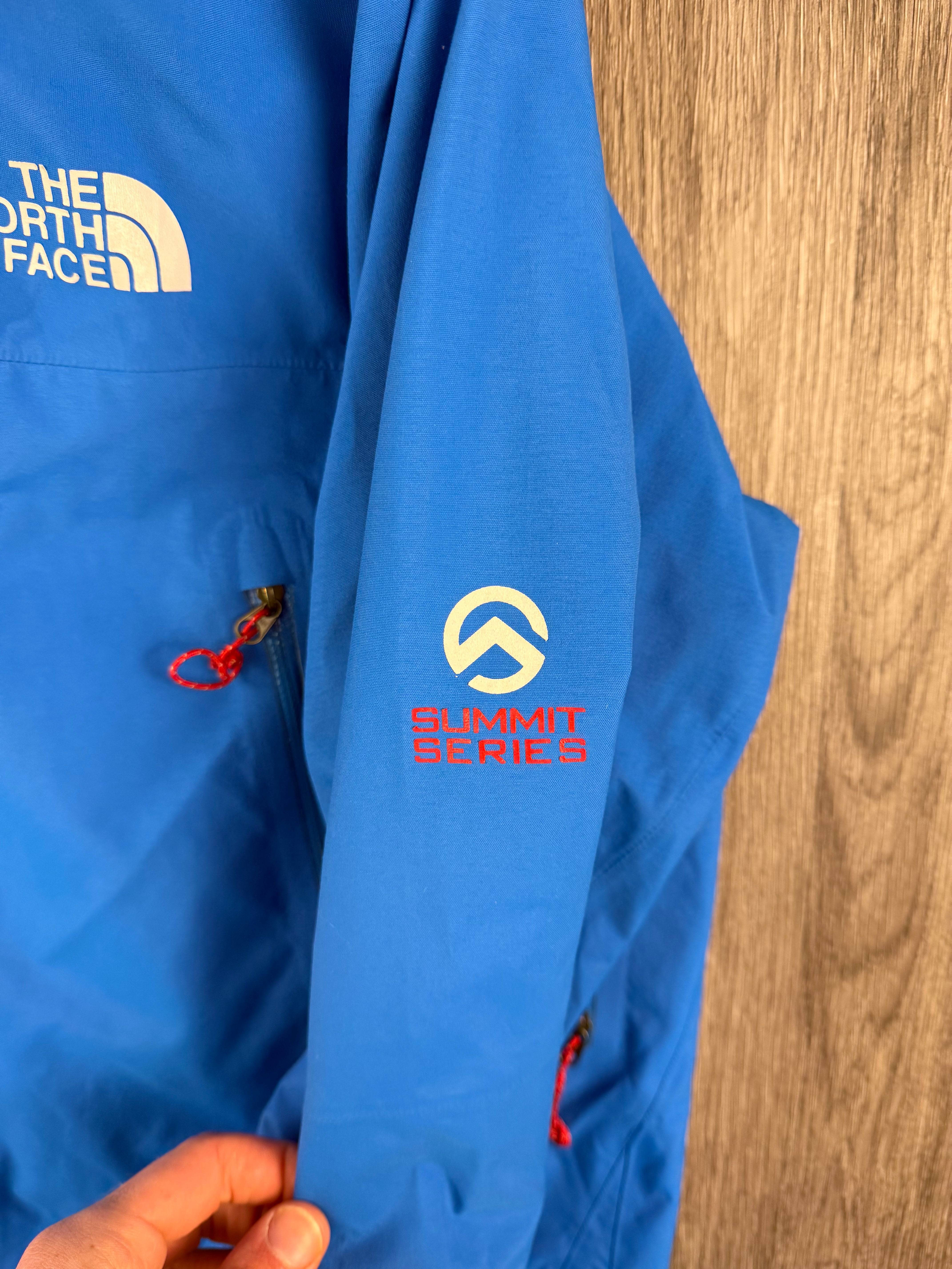 Men's TNF L5 goretex pro hard shell - medium – ReTrail