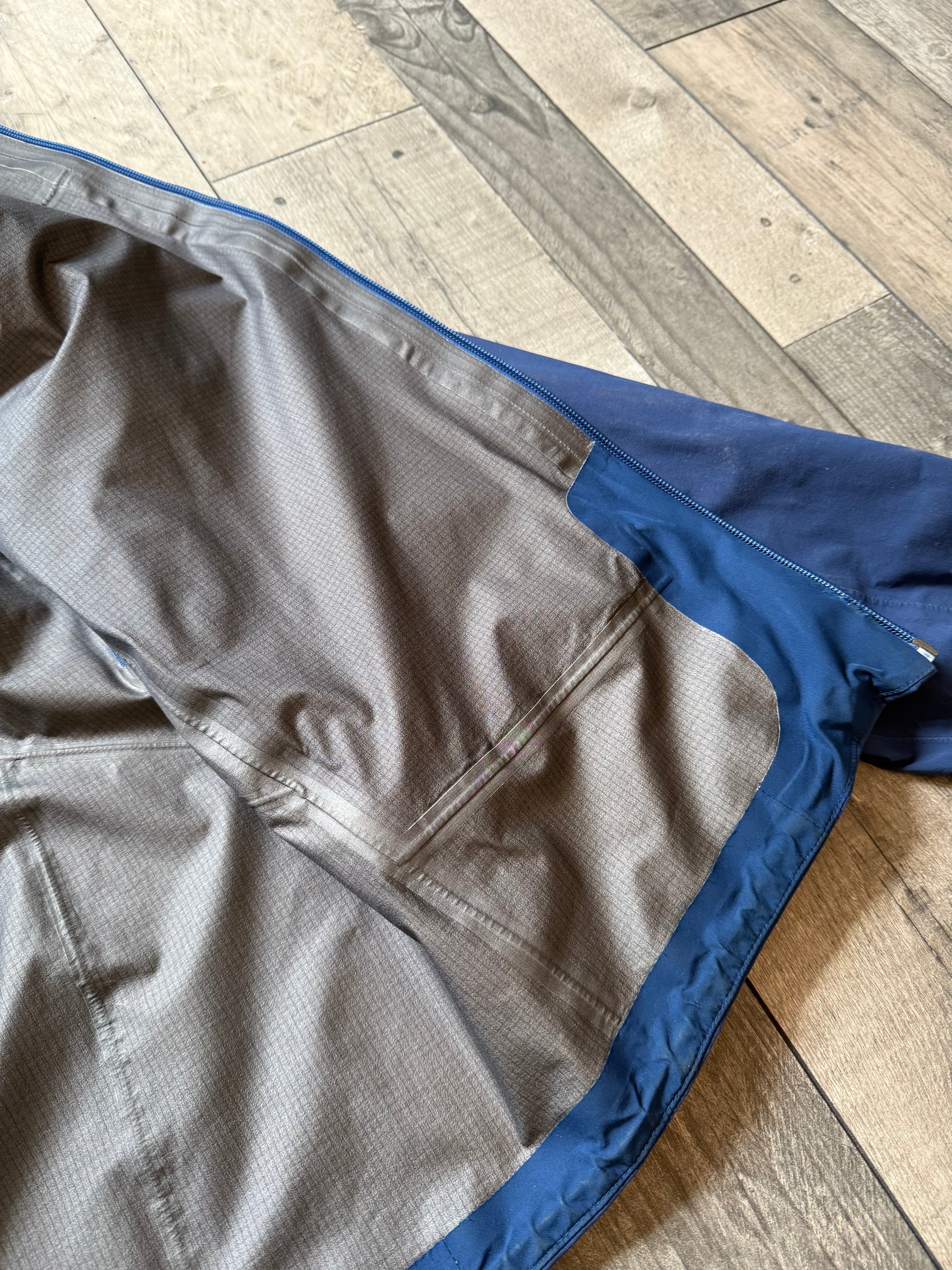 The North Face summit series point five GTX pro