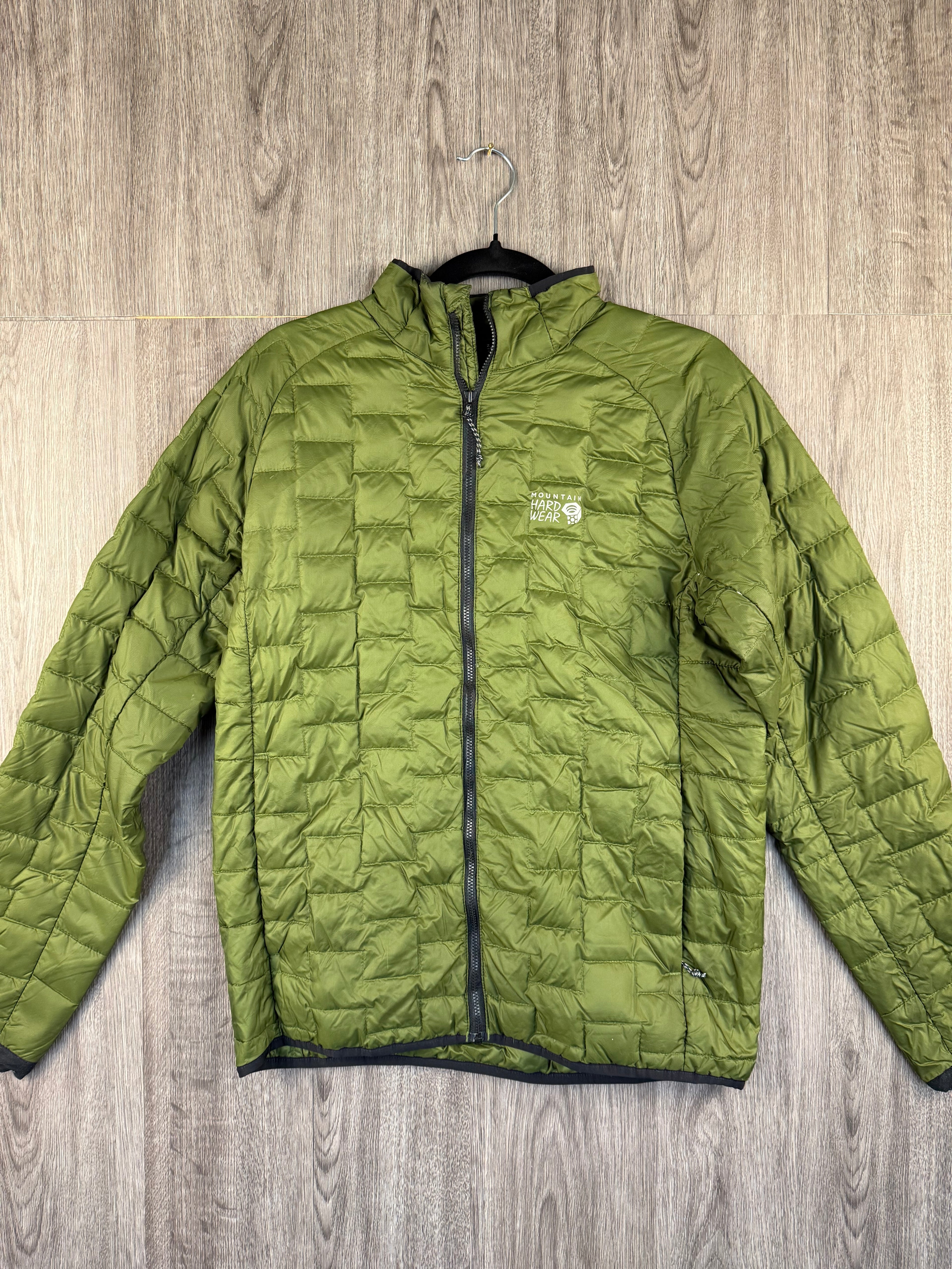 Men’s Mountain hardwear down jacket - small