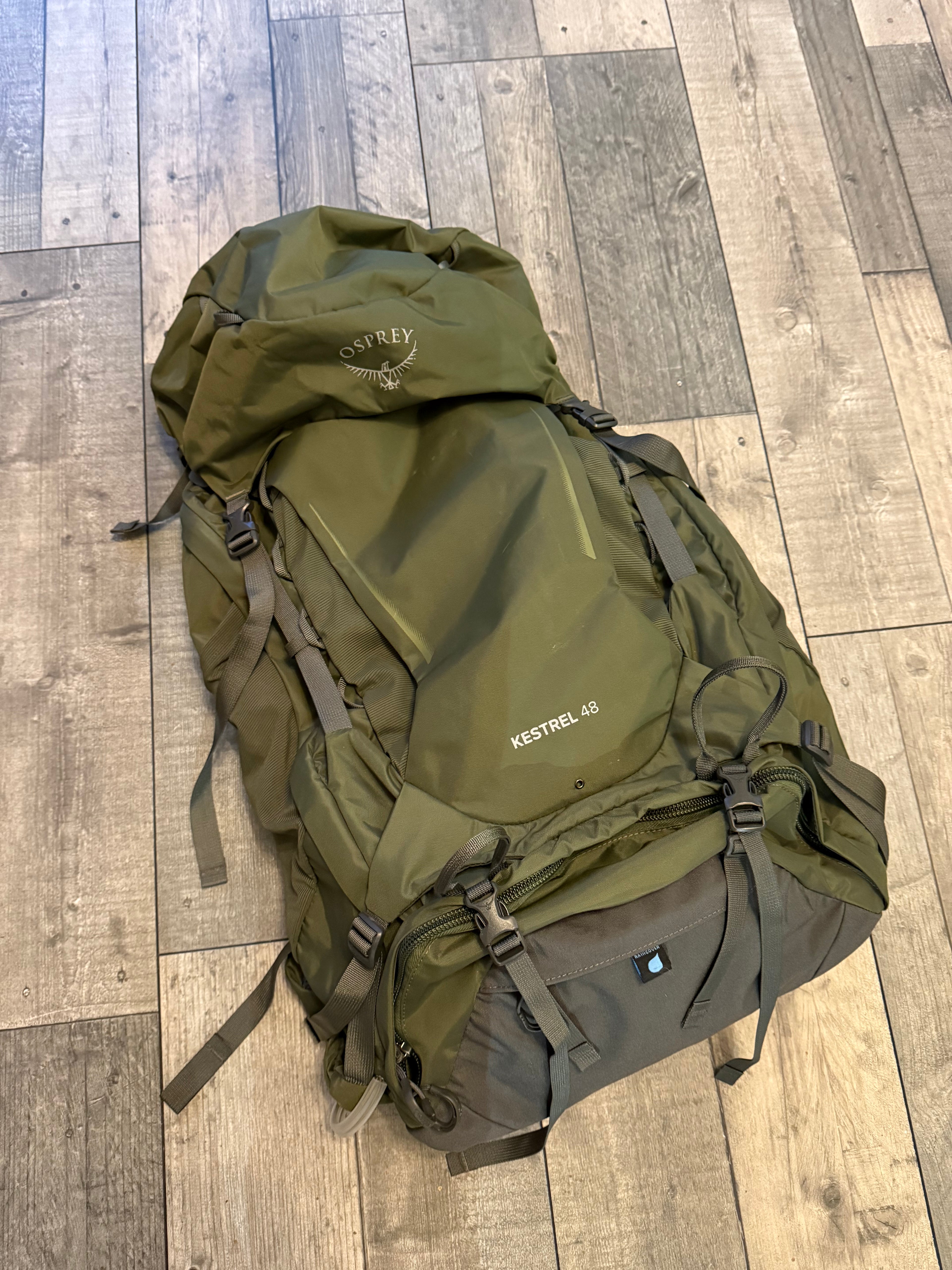Osprey Kestrel 48L