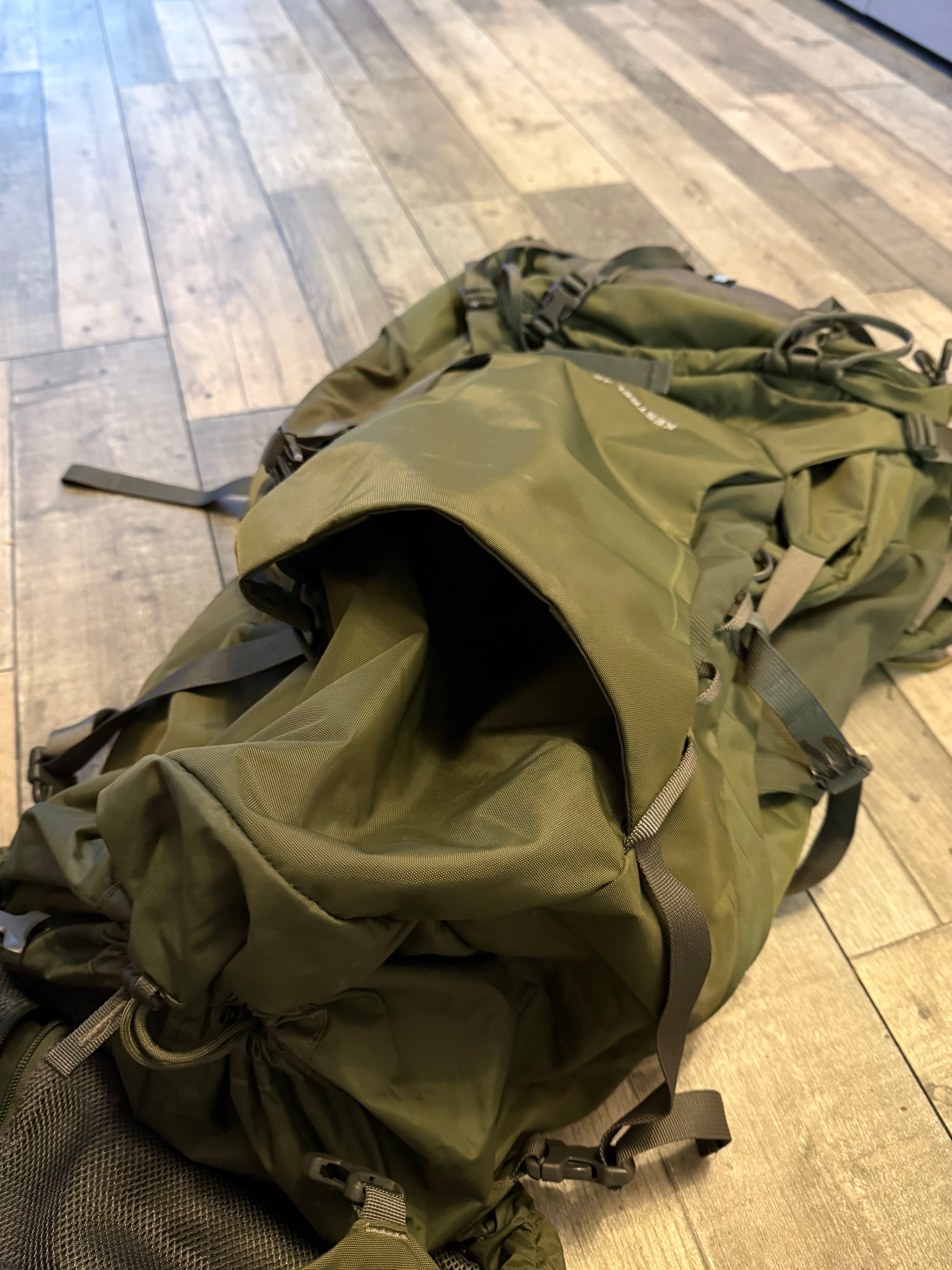 Osprey Kestrel 48L