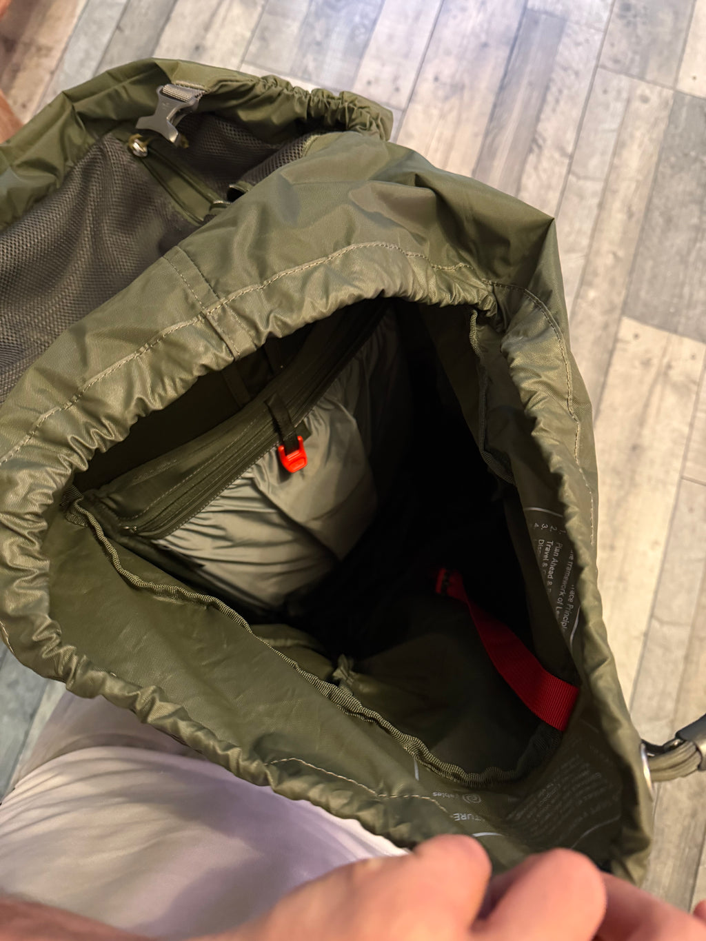 Osprey Kestrel 48L