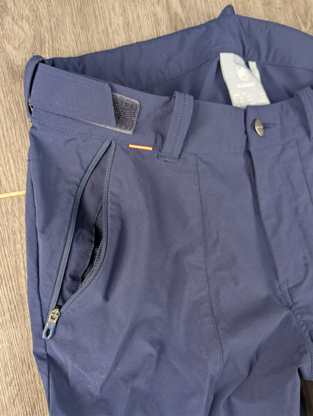 Men’s Mammut Runbold IV Hiking Shorts – UK 32