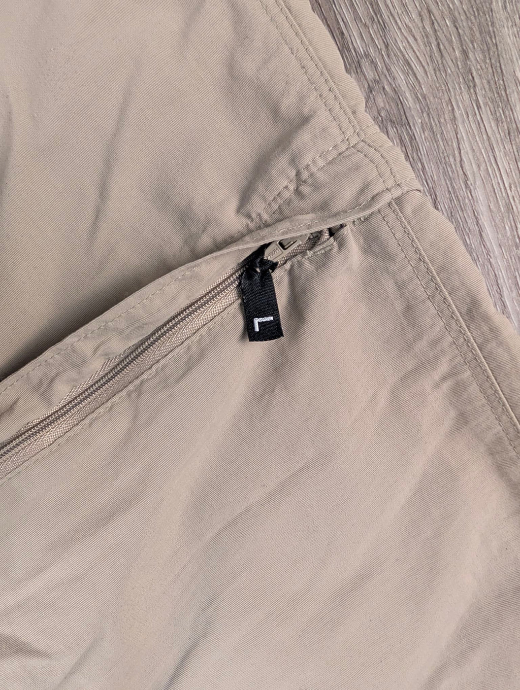 Mountain Hardwear Women’s Hiking Trousers – UK 12 Approx / Tagged 8 Regular