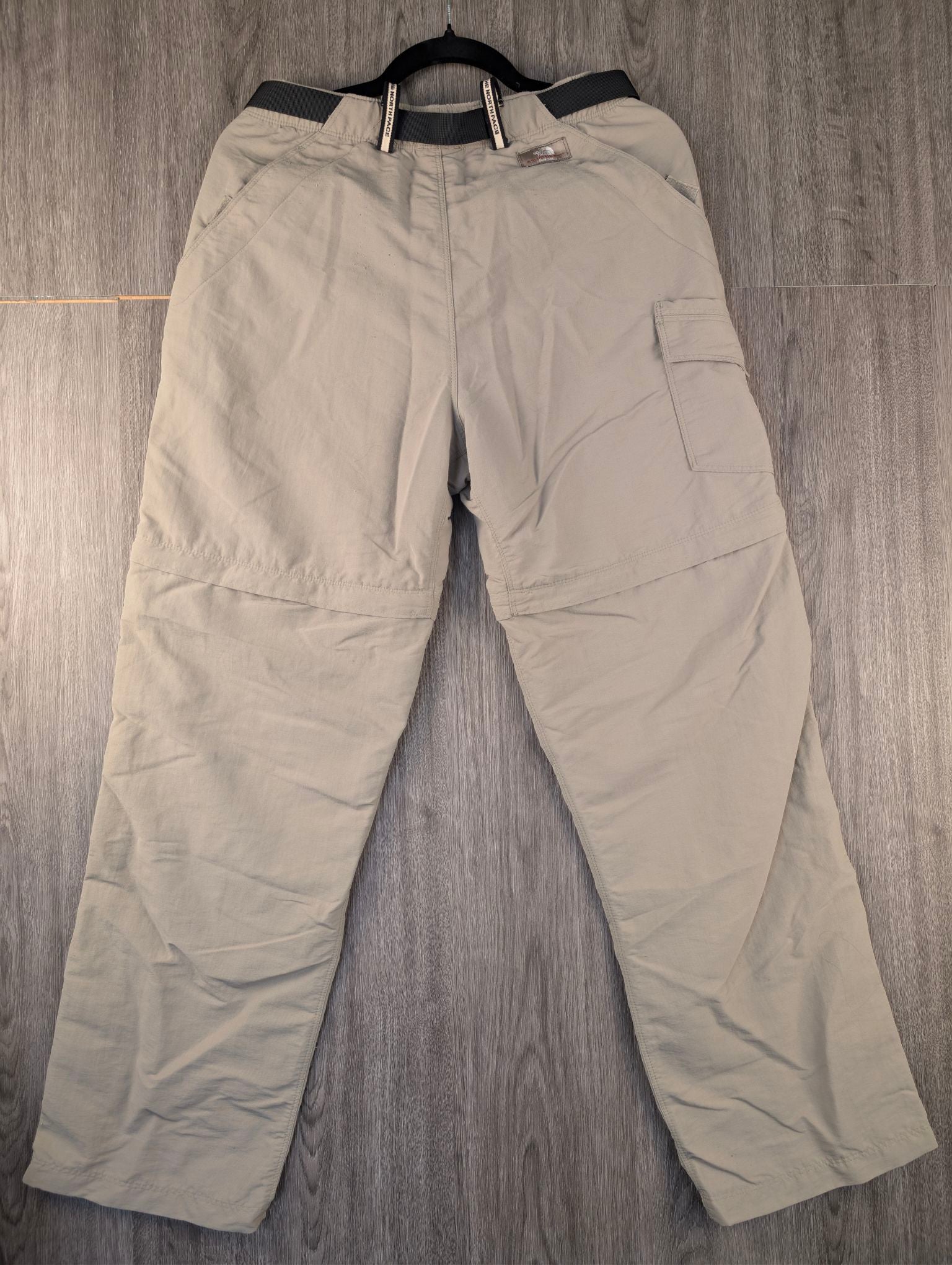 The North Face Women’s Convertible Hiking Trousers – Size Medium